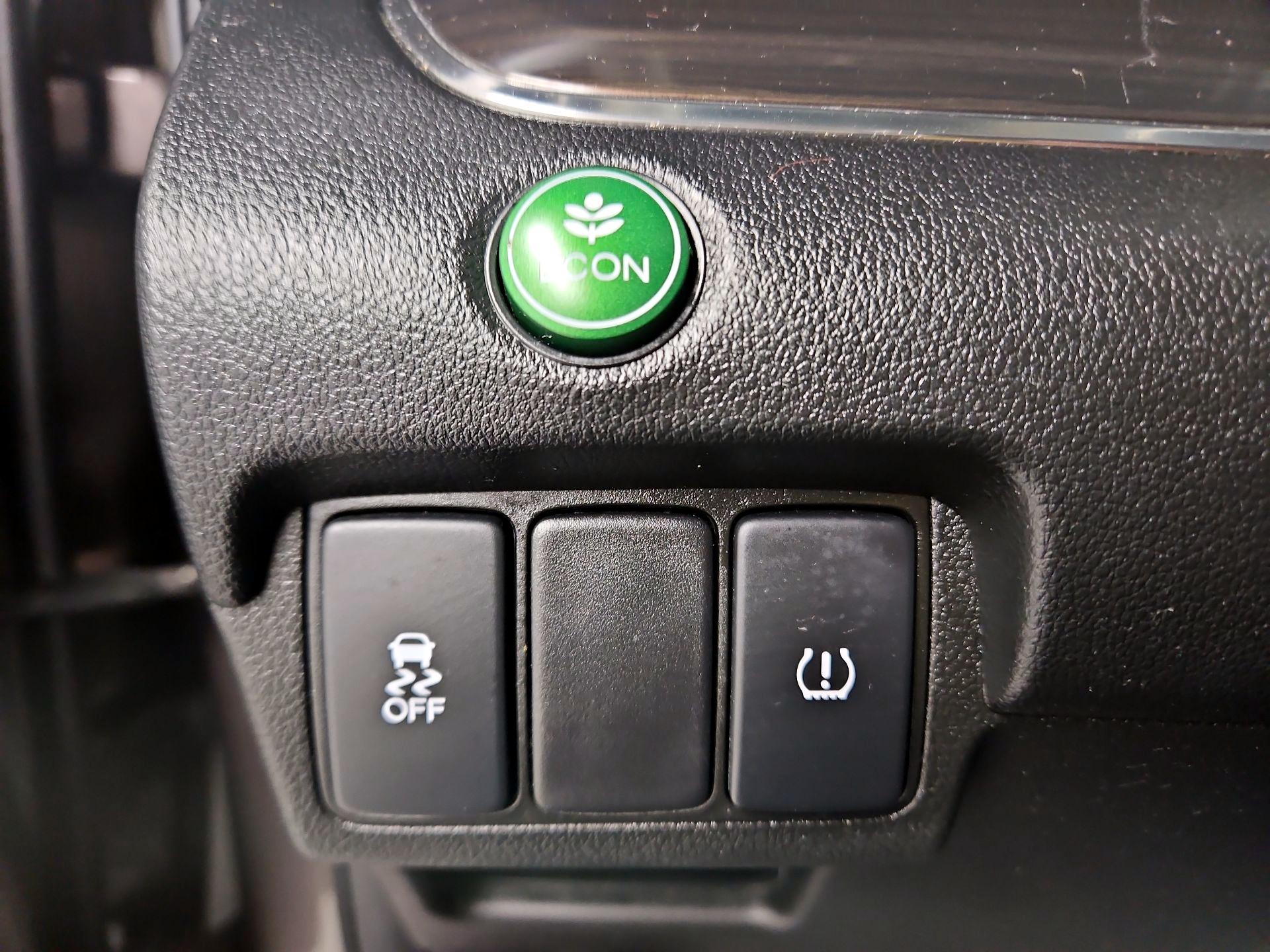 Thumbnail: 2015 Honda CR-V - 13