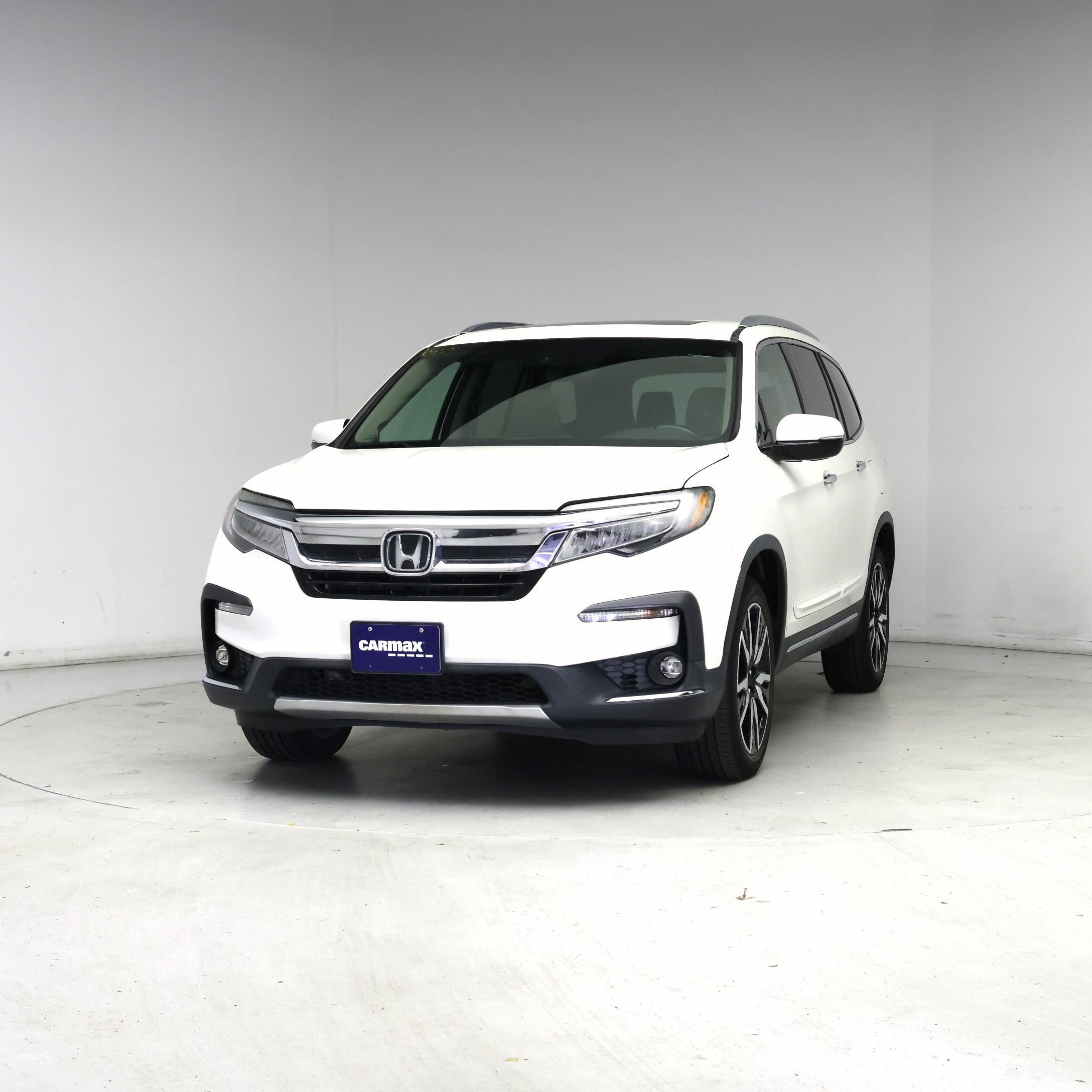 Thumbnail: 2019 Honda Pilot - 4
