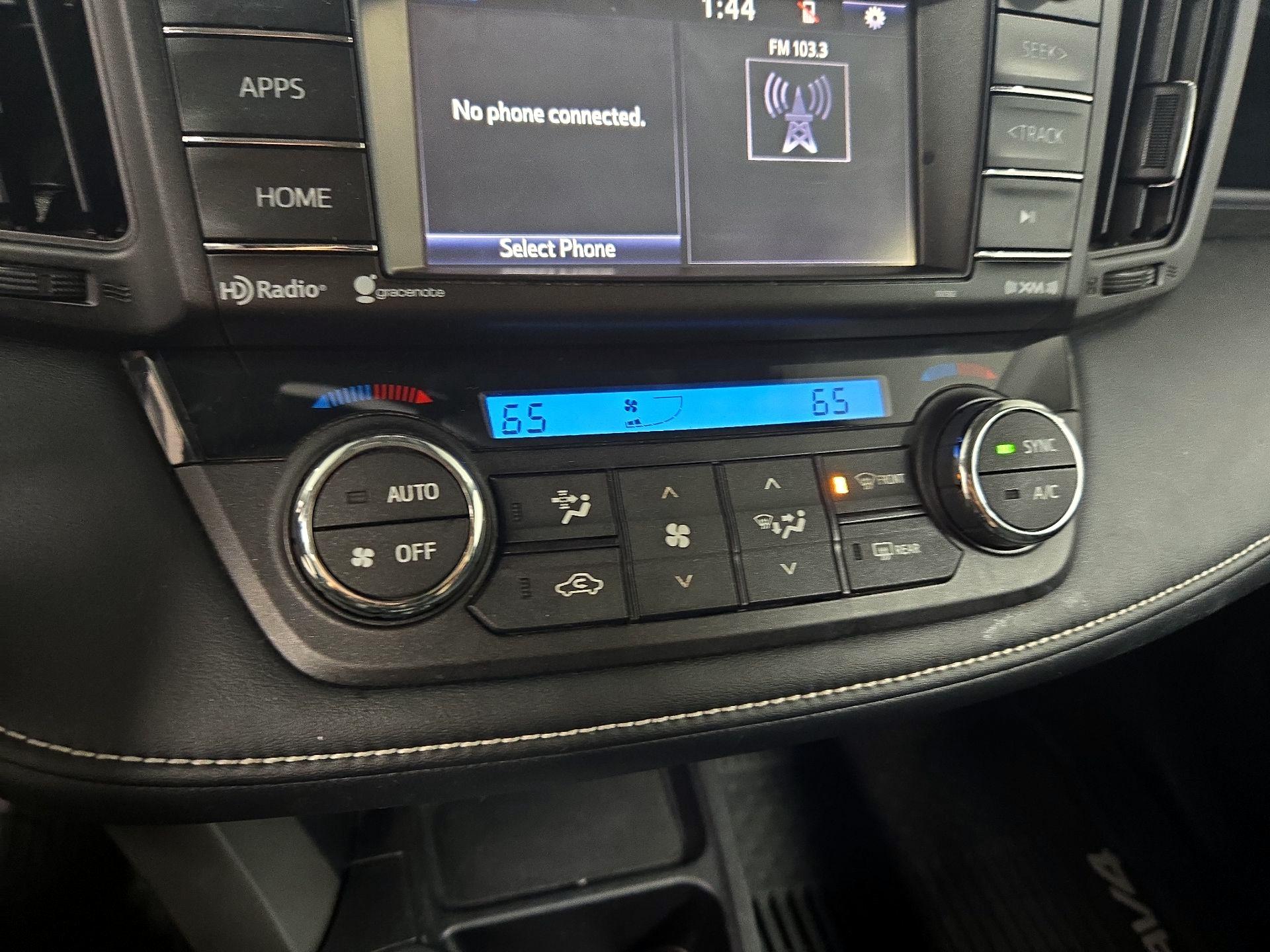 Thumbnail: 2016 Toyota RAV4 - 16