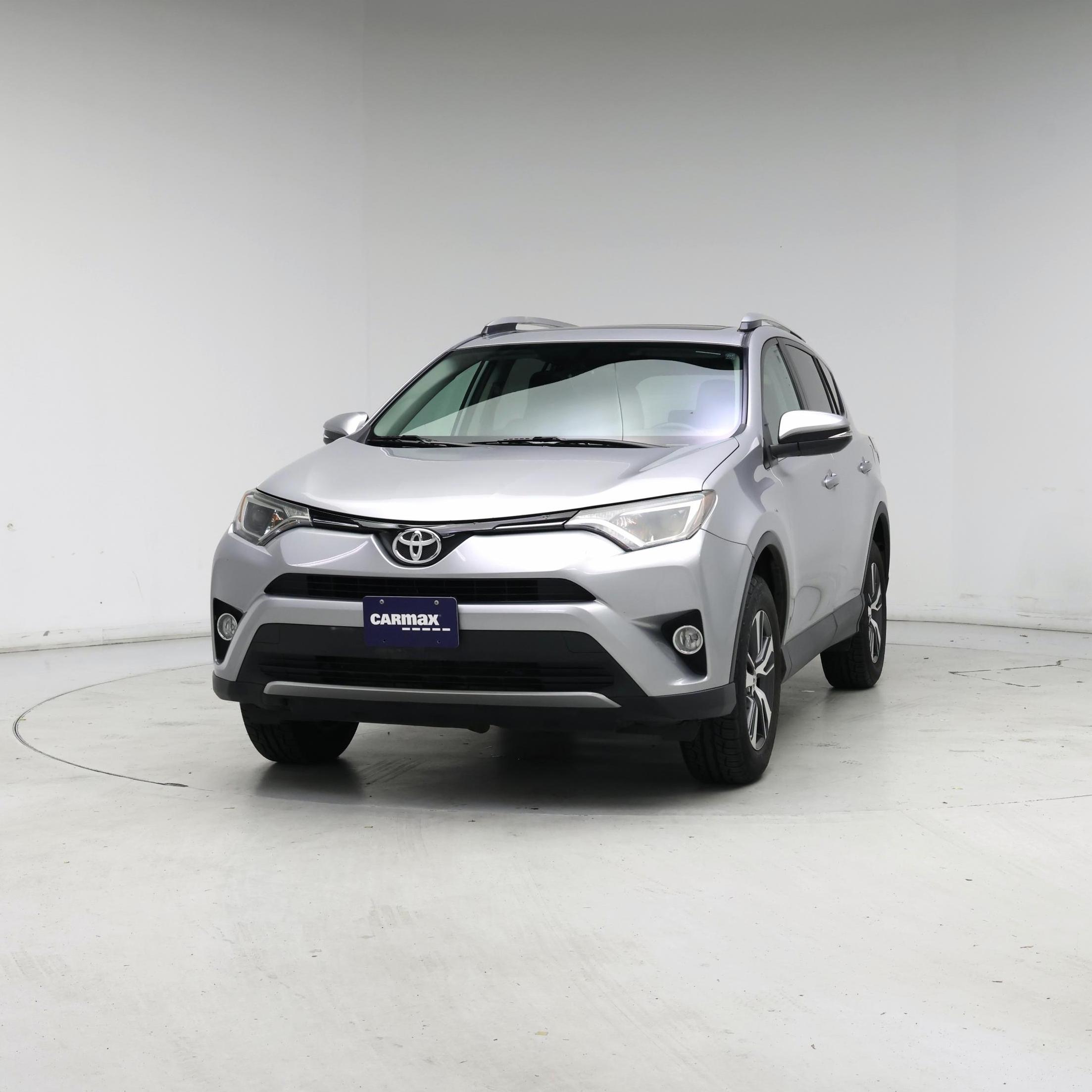Thumbnail: 2016 Toyota RAV4 - 4