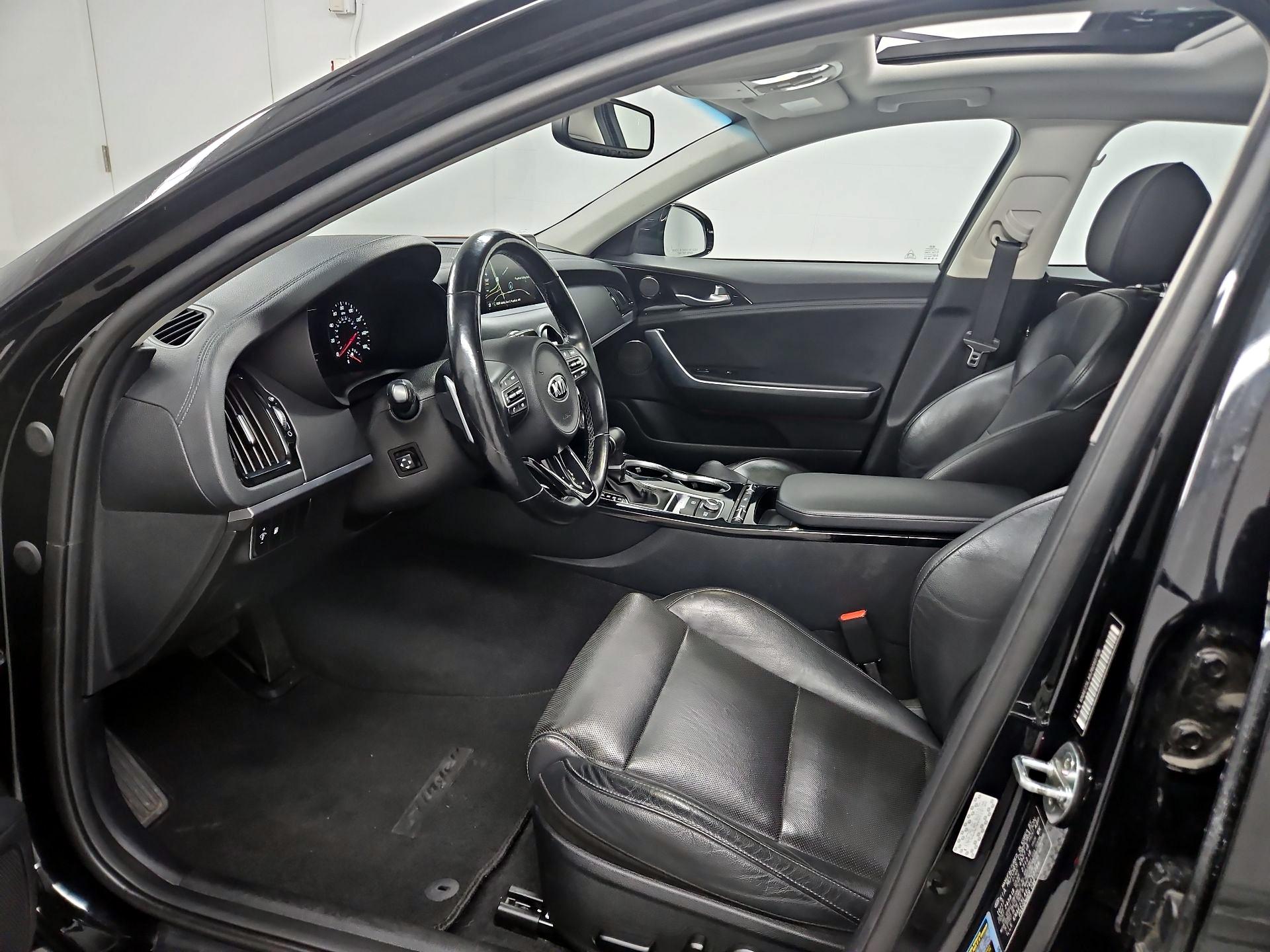 Thumbnail: 2018 Kia Stinger - 11