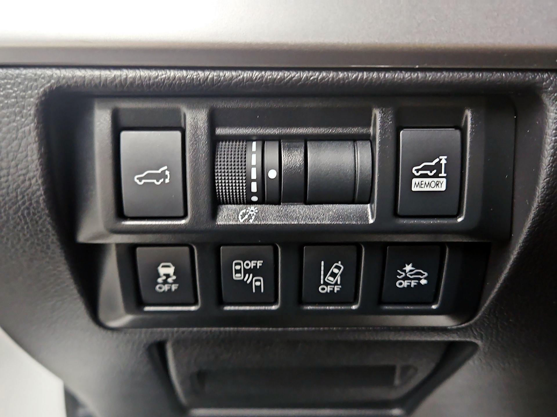 Thumbnail: 2018 Subaru Outback - 13