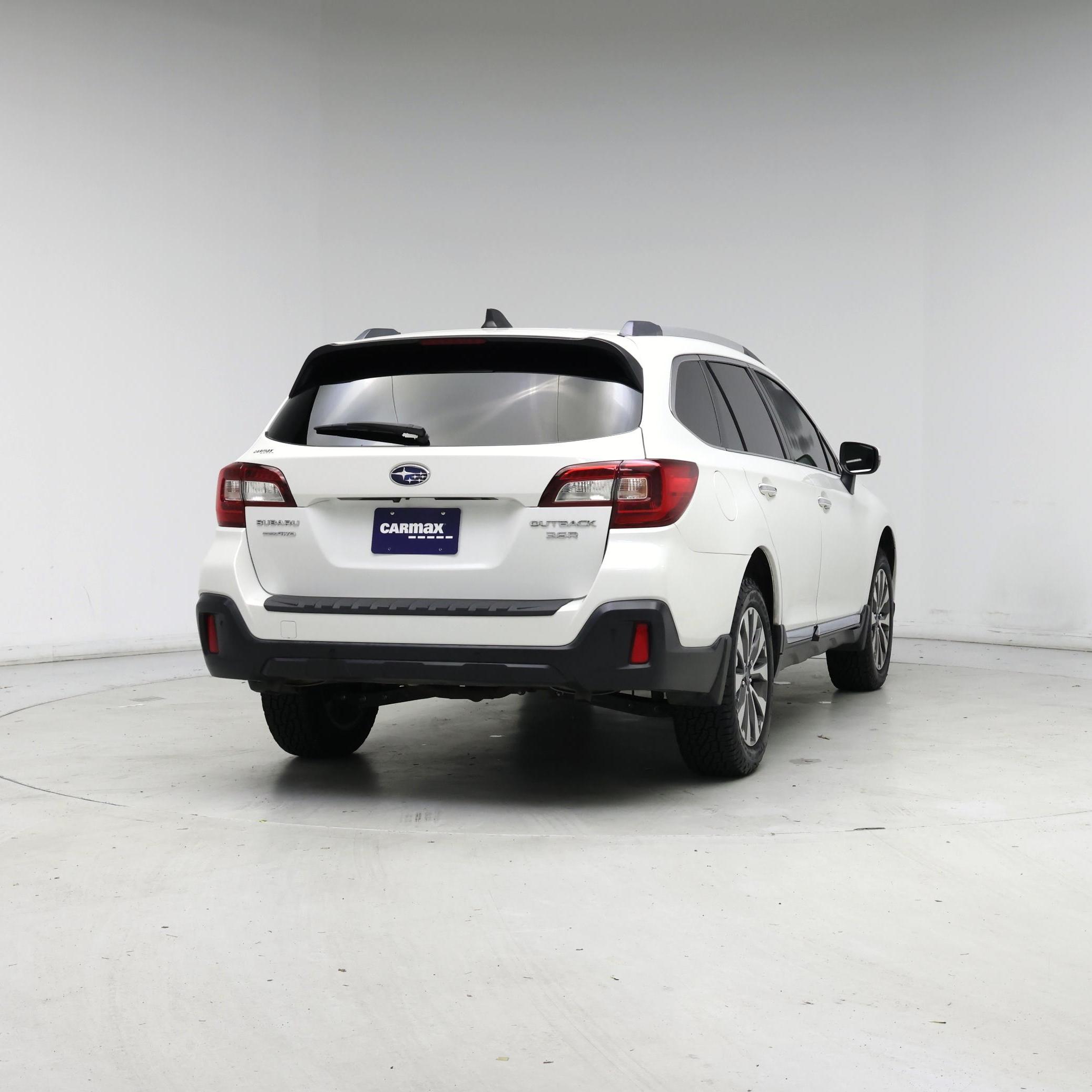 Thumbnail: 2018 Subaru Outback - 8