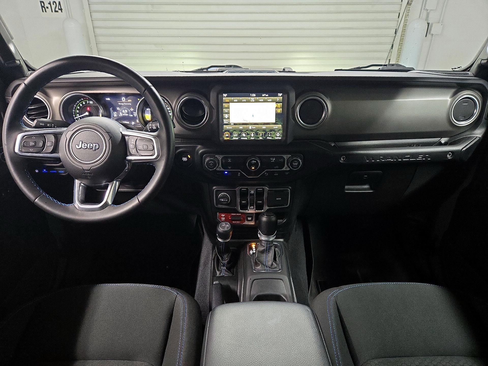 Thumbnail: 2022 Jeep Wrangler - 9