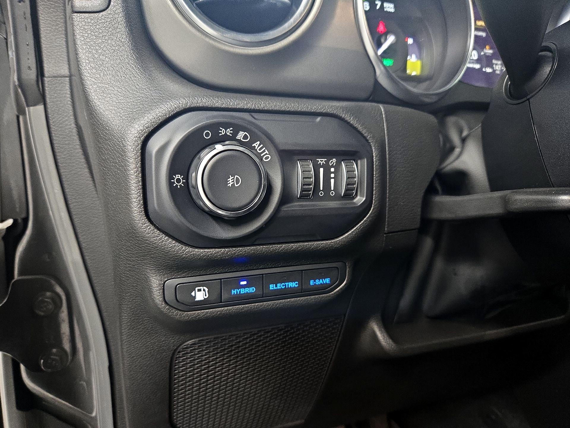 Thumbnail: 2022 Jeep Wrangler - 13