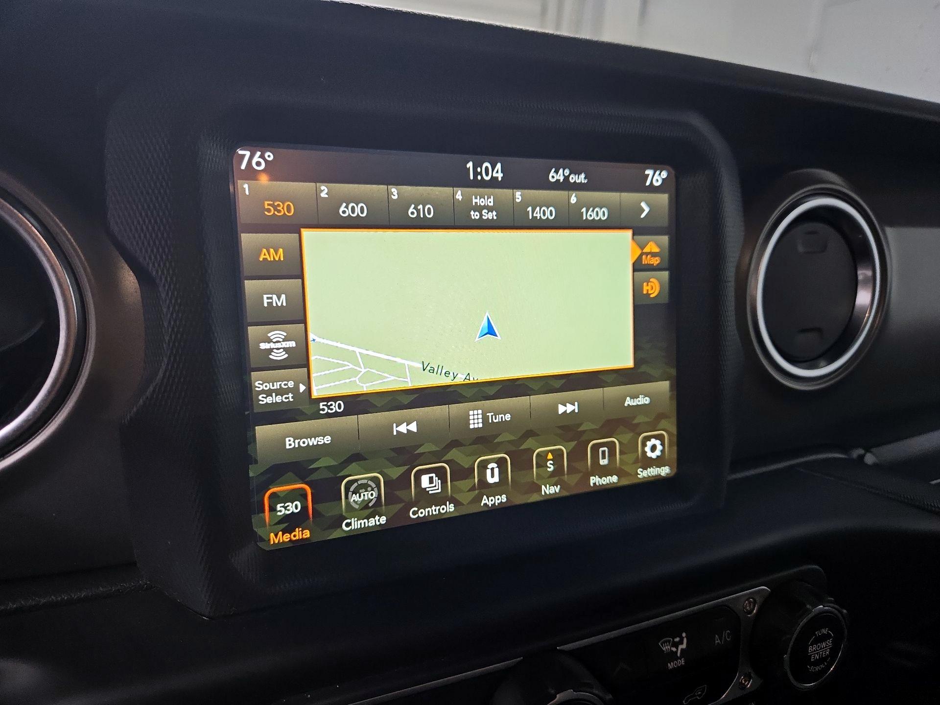 Thumbnail: 2022 Jeep Wrangler - 14