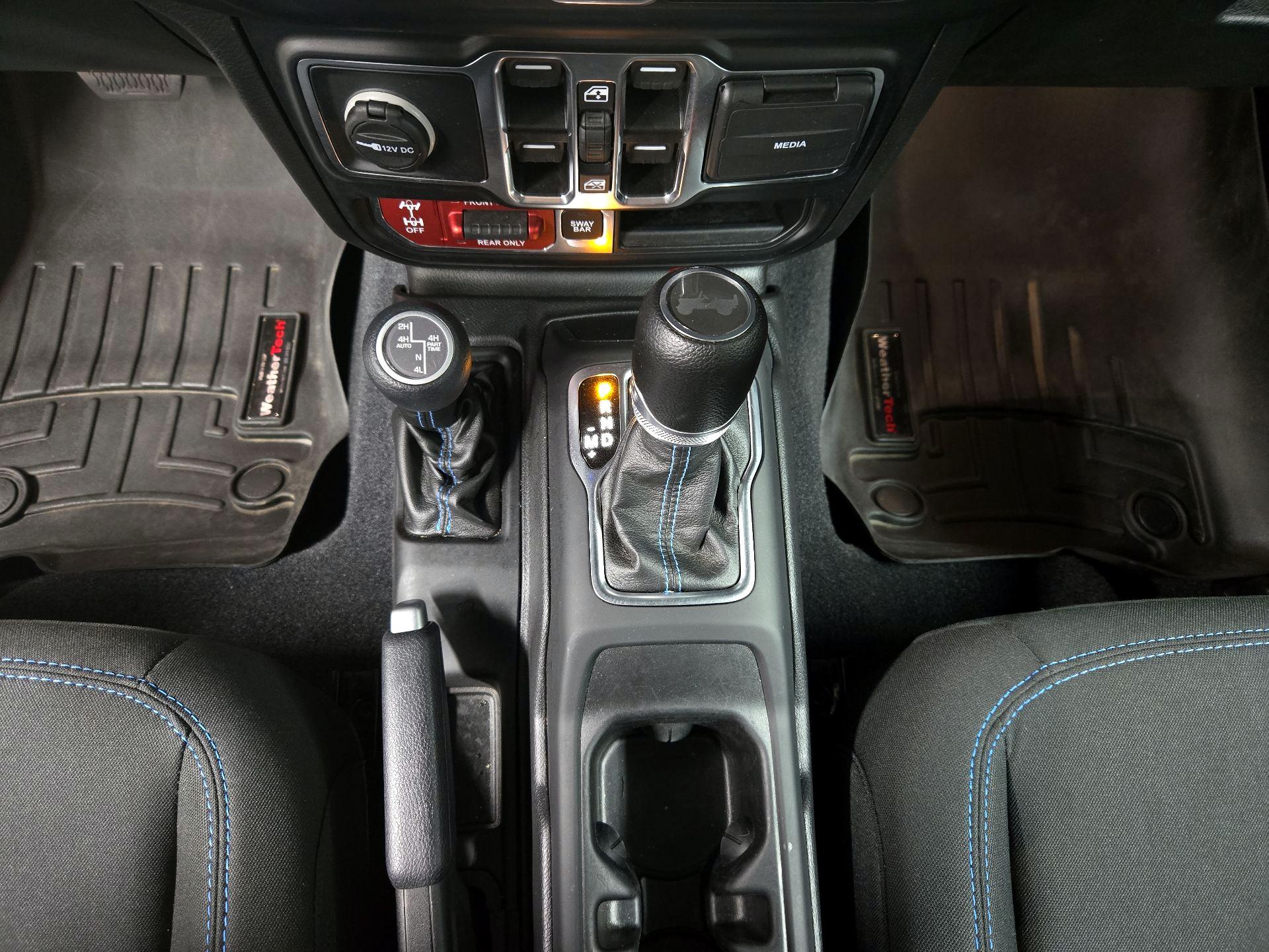 Thumbnail: 2022 Jeep Wrangler - 18