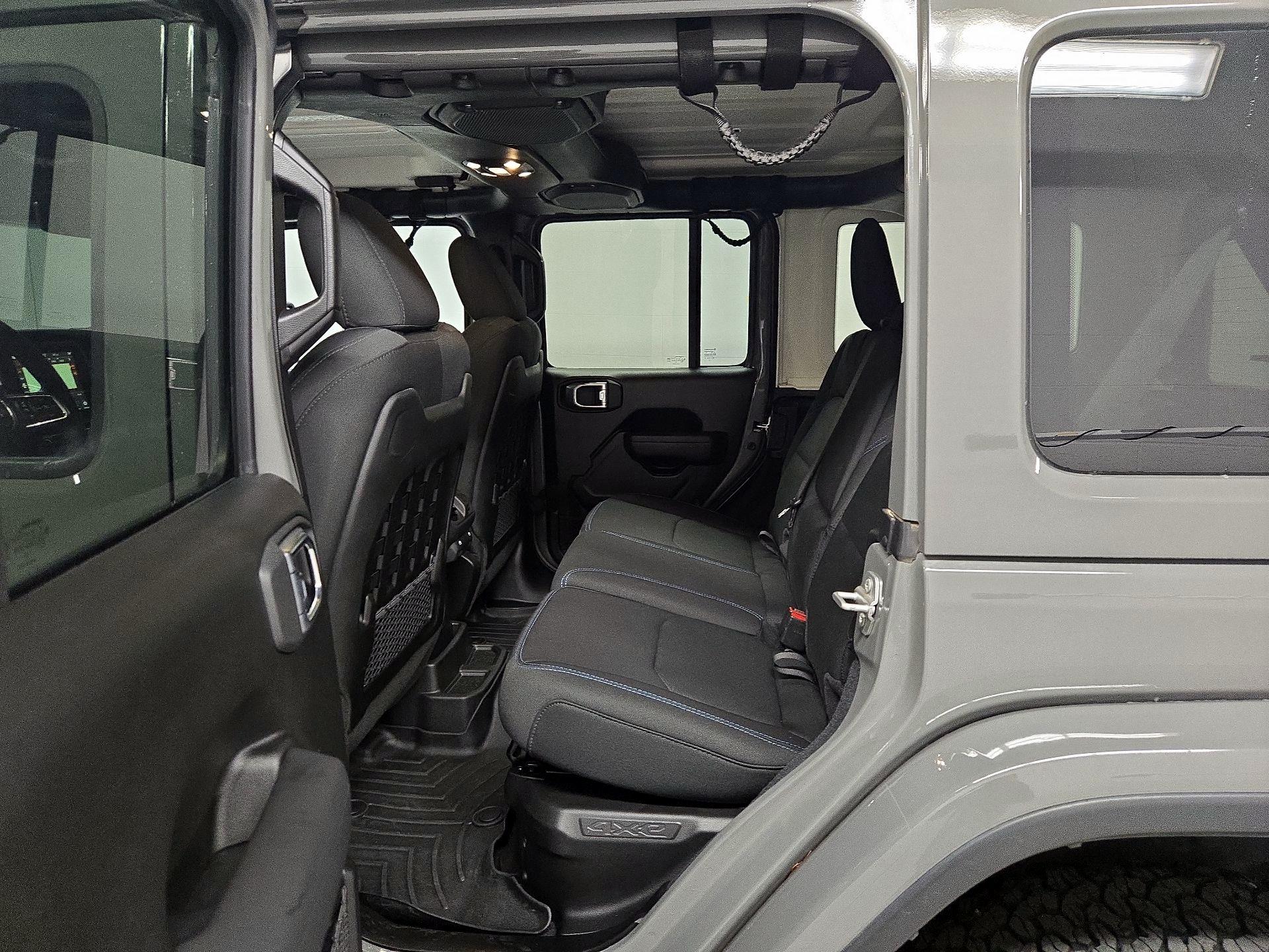 Thumbnail: 2022 Jeep Wrangler - 20