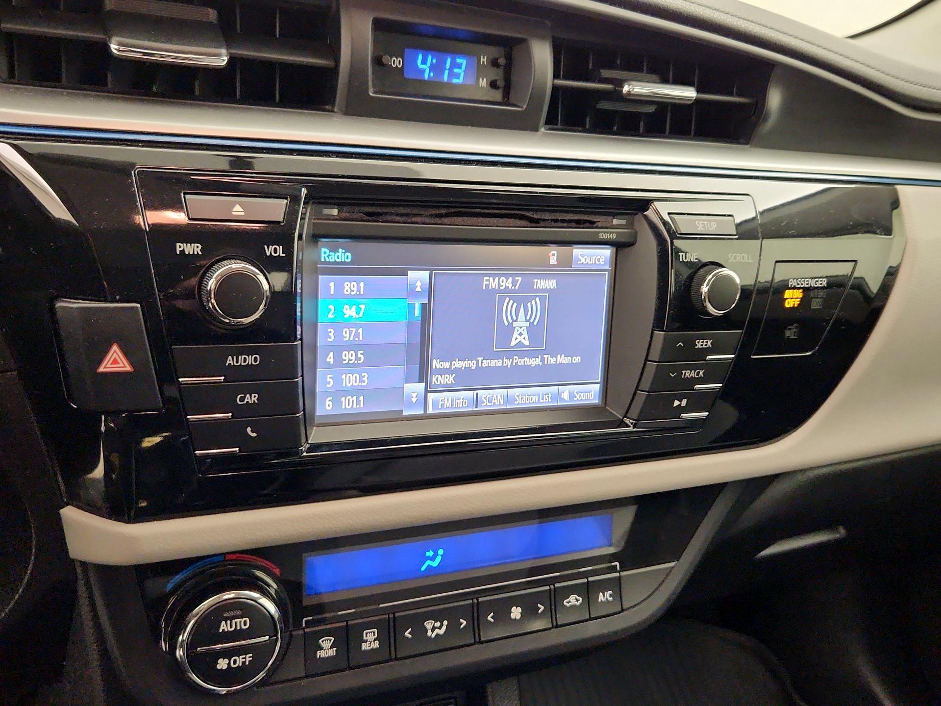 Thumbnail: 2015 Toyota Corolla - 15