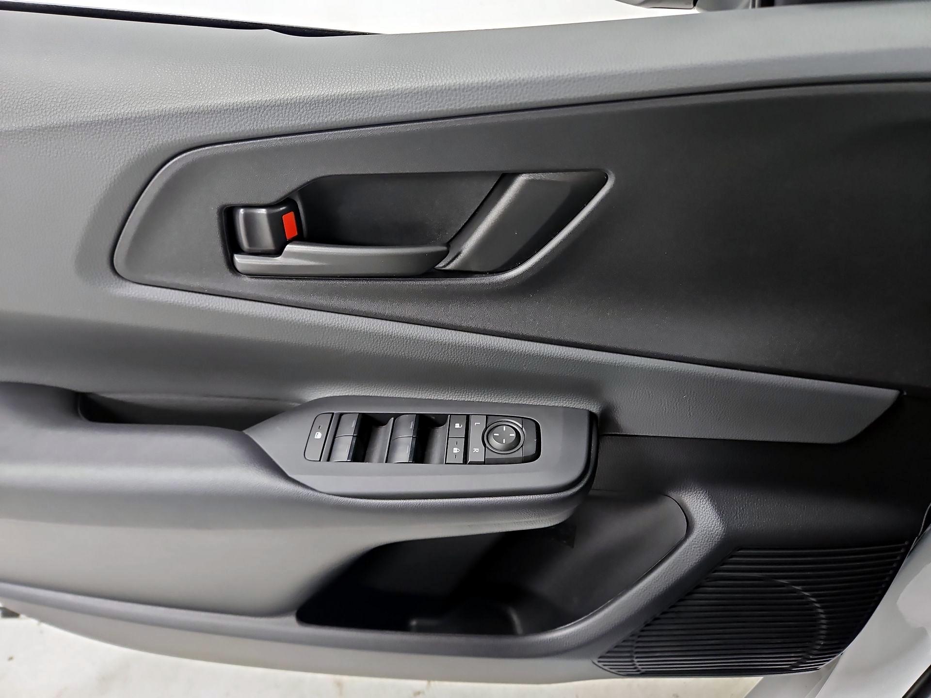 Thumbnail: 2025 Toyota Prius - 12