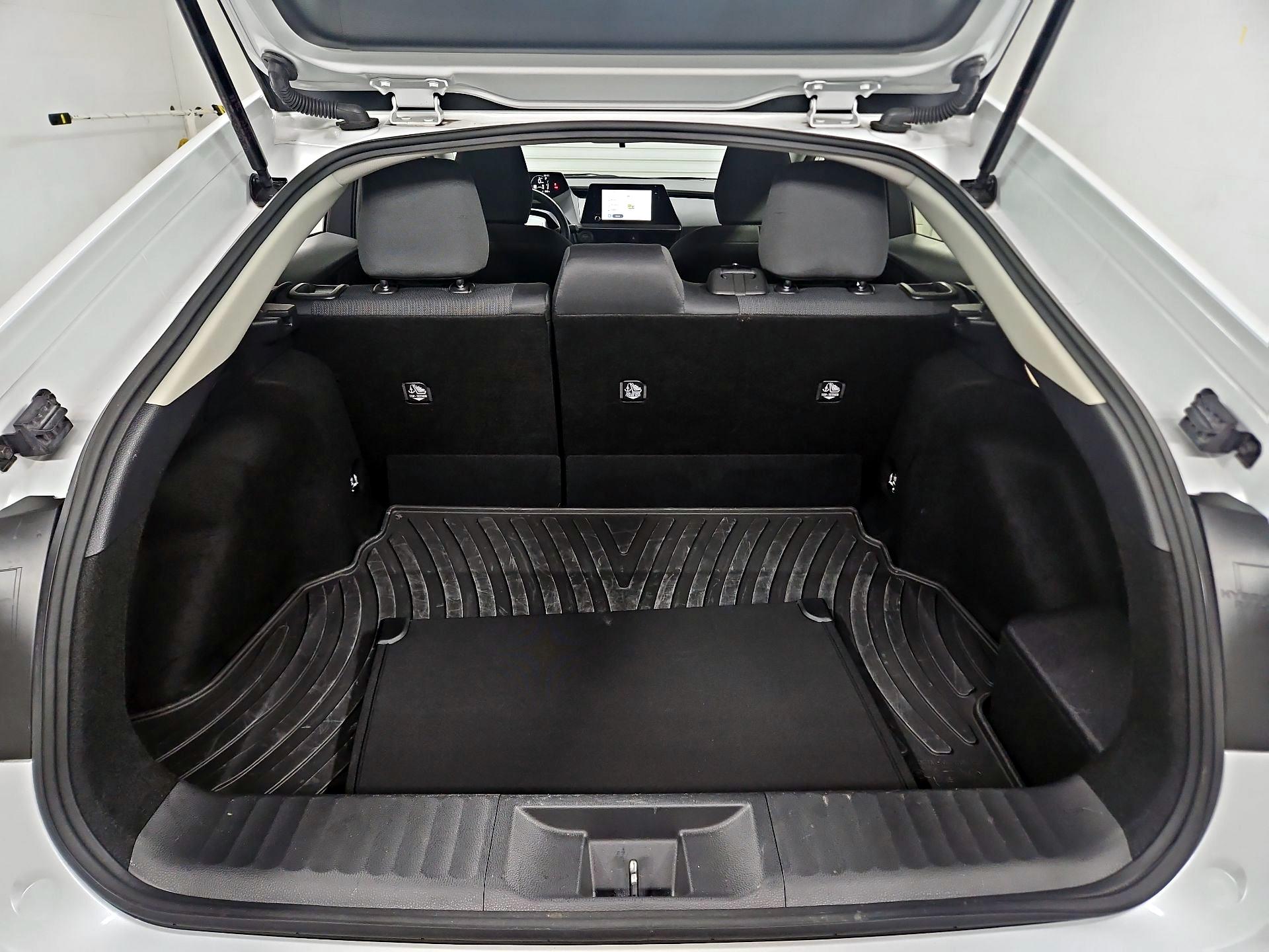 Thumbnail: 2025 Toyota Prius - 20