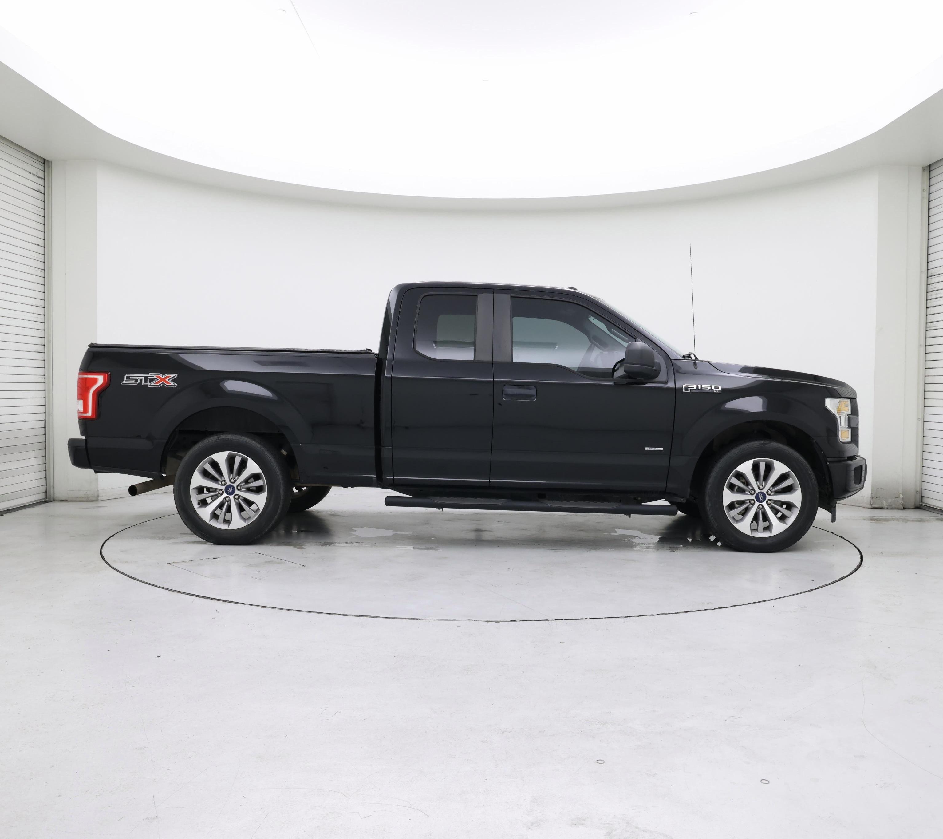 Thumbnail: 2017 Ford F-150 - 7