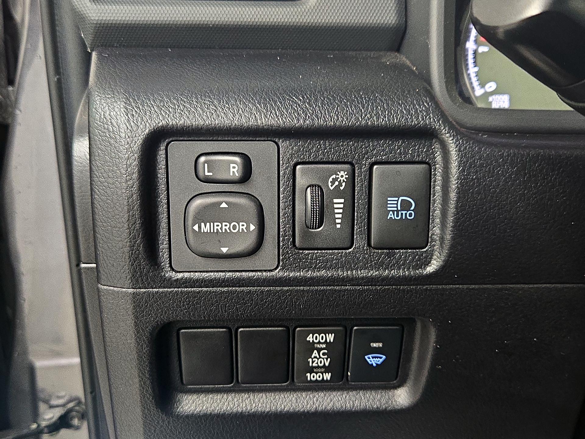 Thumbnail: 2023 Toyota 4Runner - 13