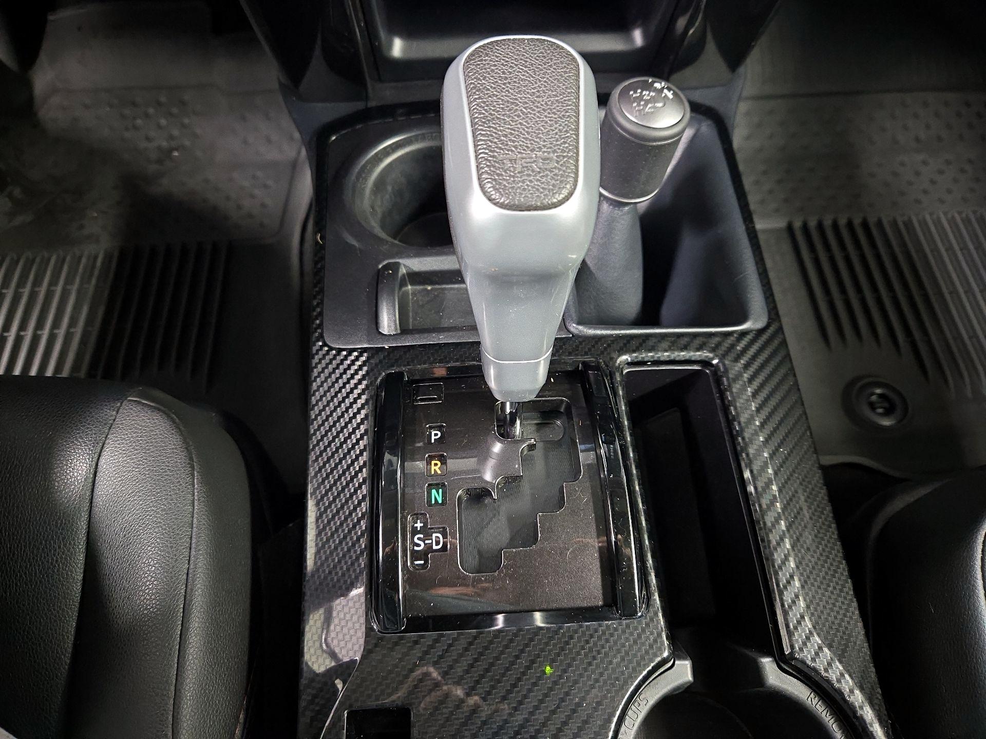 Thumbnail: 2023 Toyota 4Runner - 18