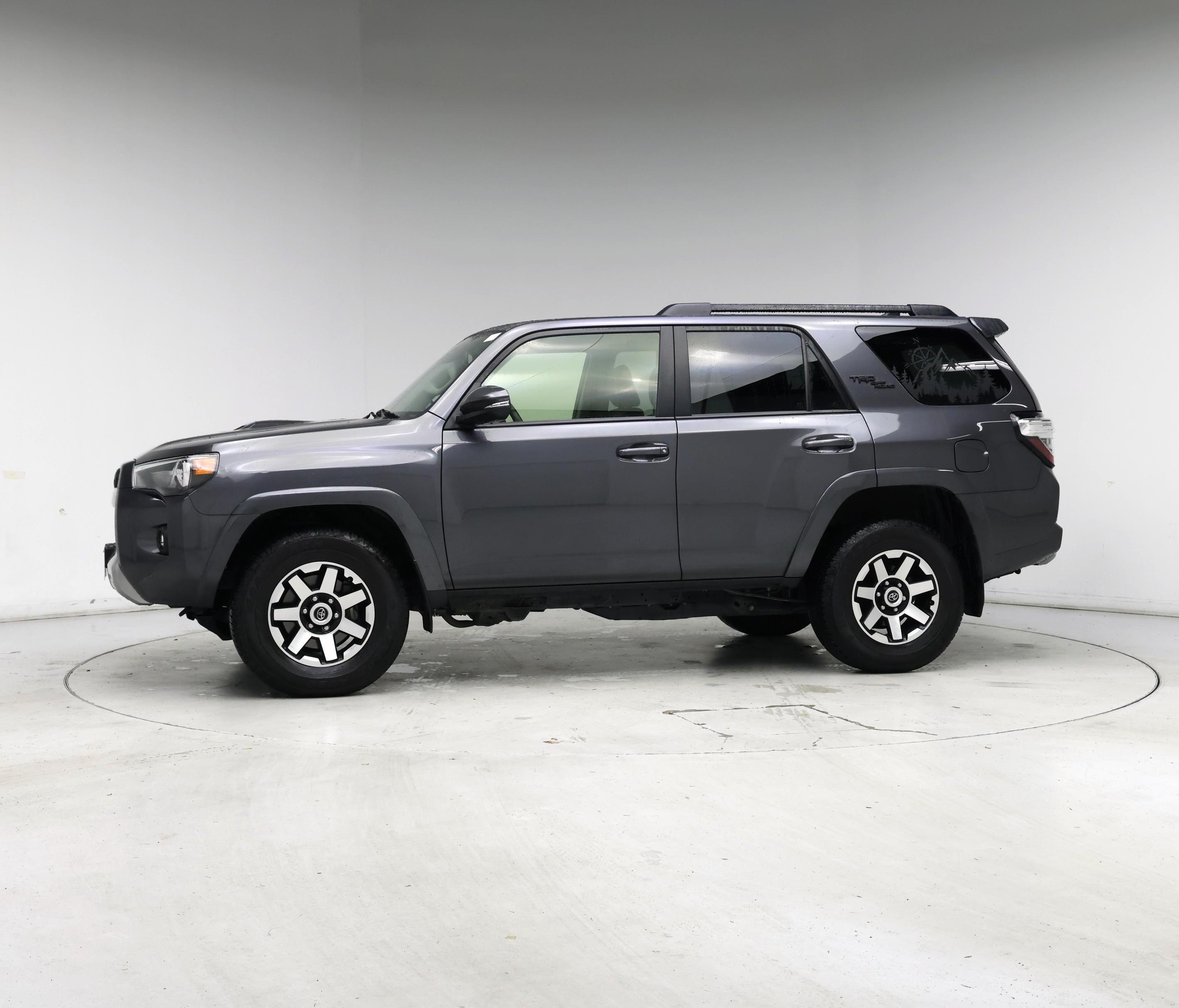 Thumbnail: 2023 Toyota 4Runner - 3