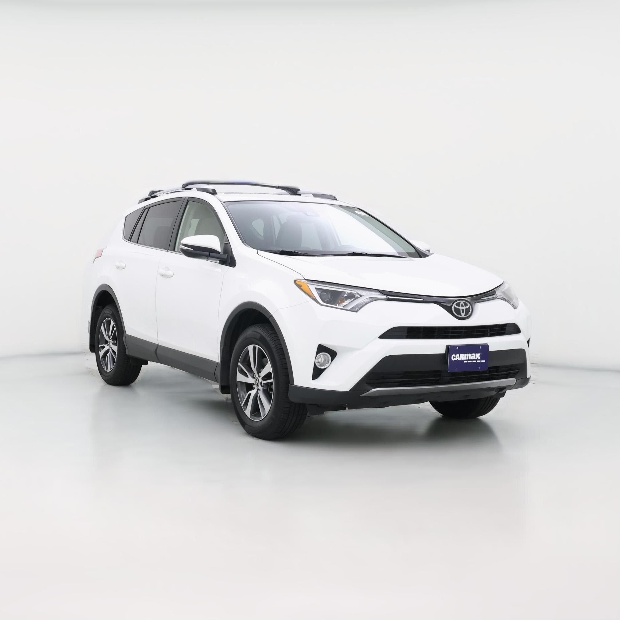 Thumbnail: 2018 Toyota RAV4 - 1