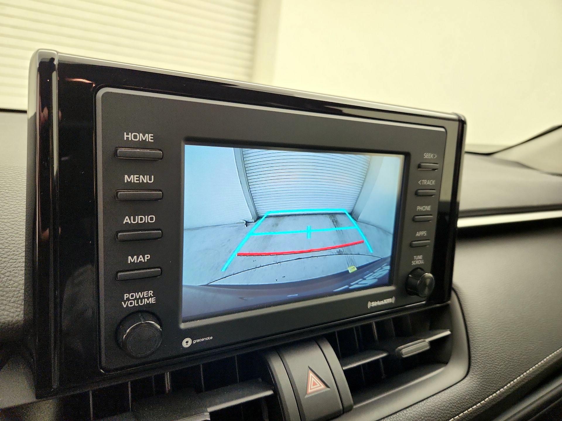 Thumbnail: 2020 Toyota RAV4 - 14