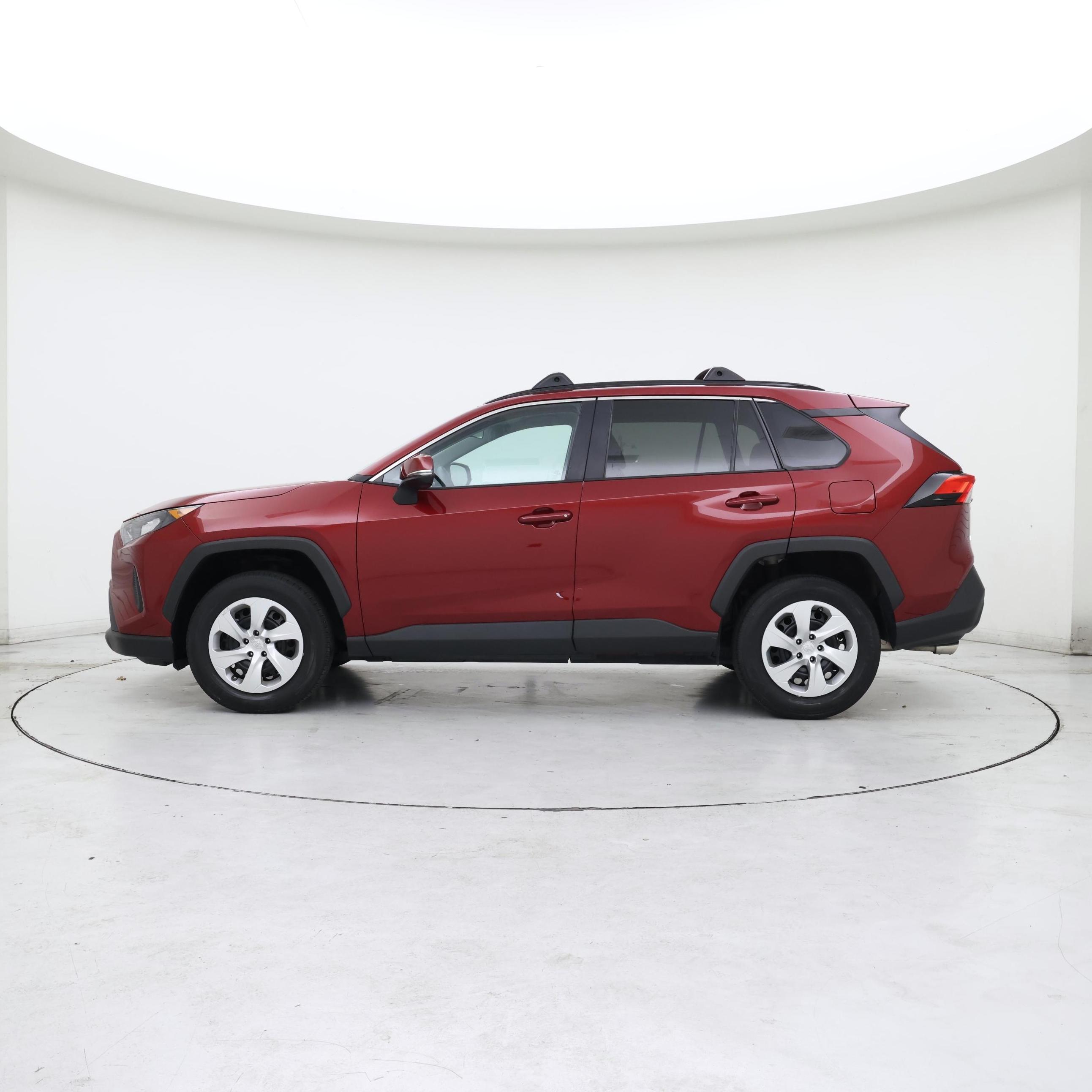 Thumbnail: 2020 Toyota RAV4 - 3