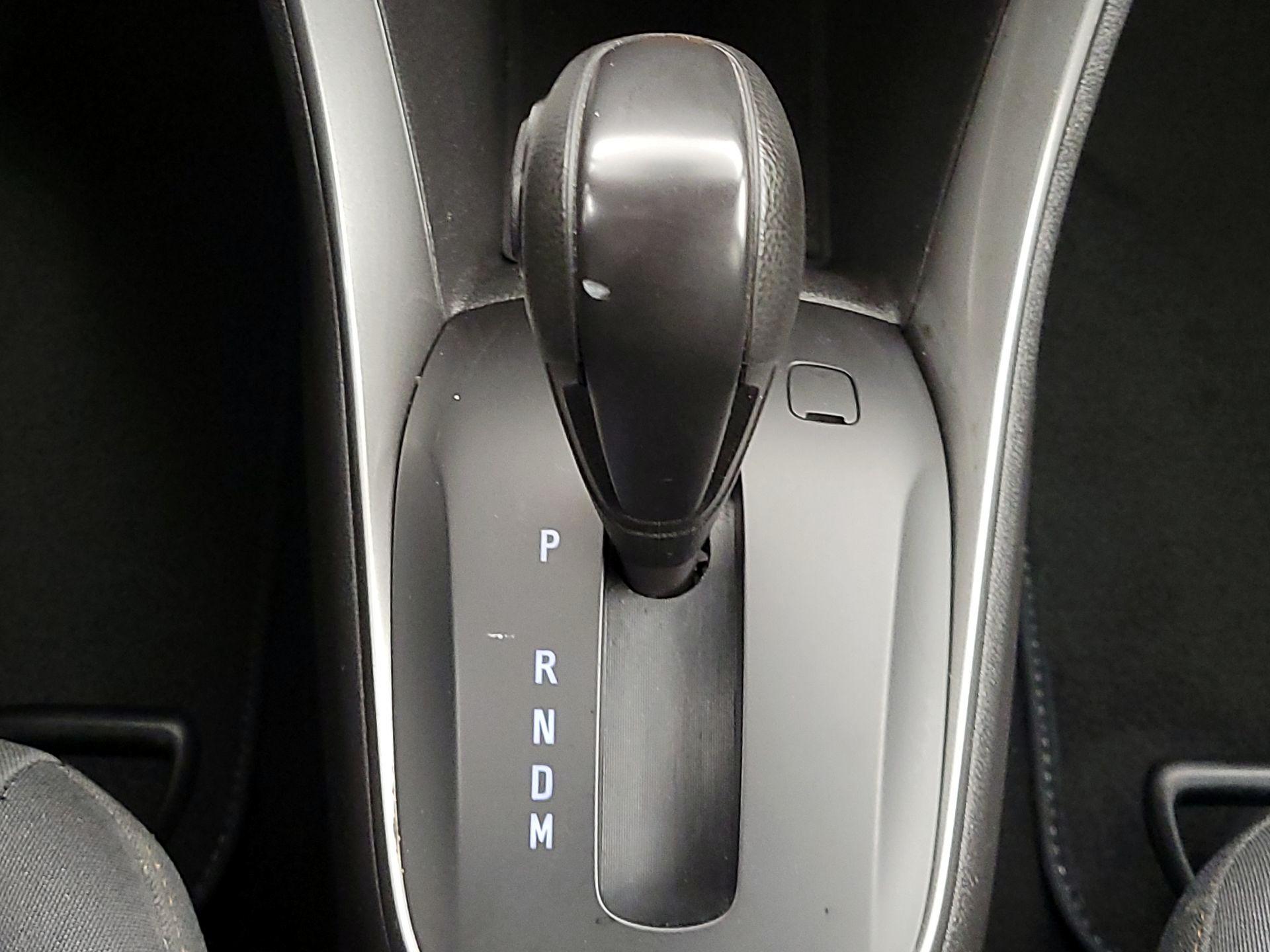 Thumbnail: 2020 Chevrolet Trax - 17