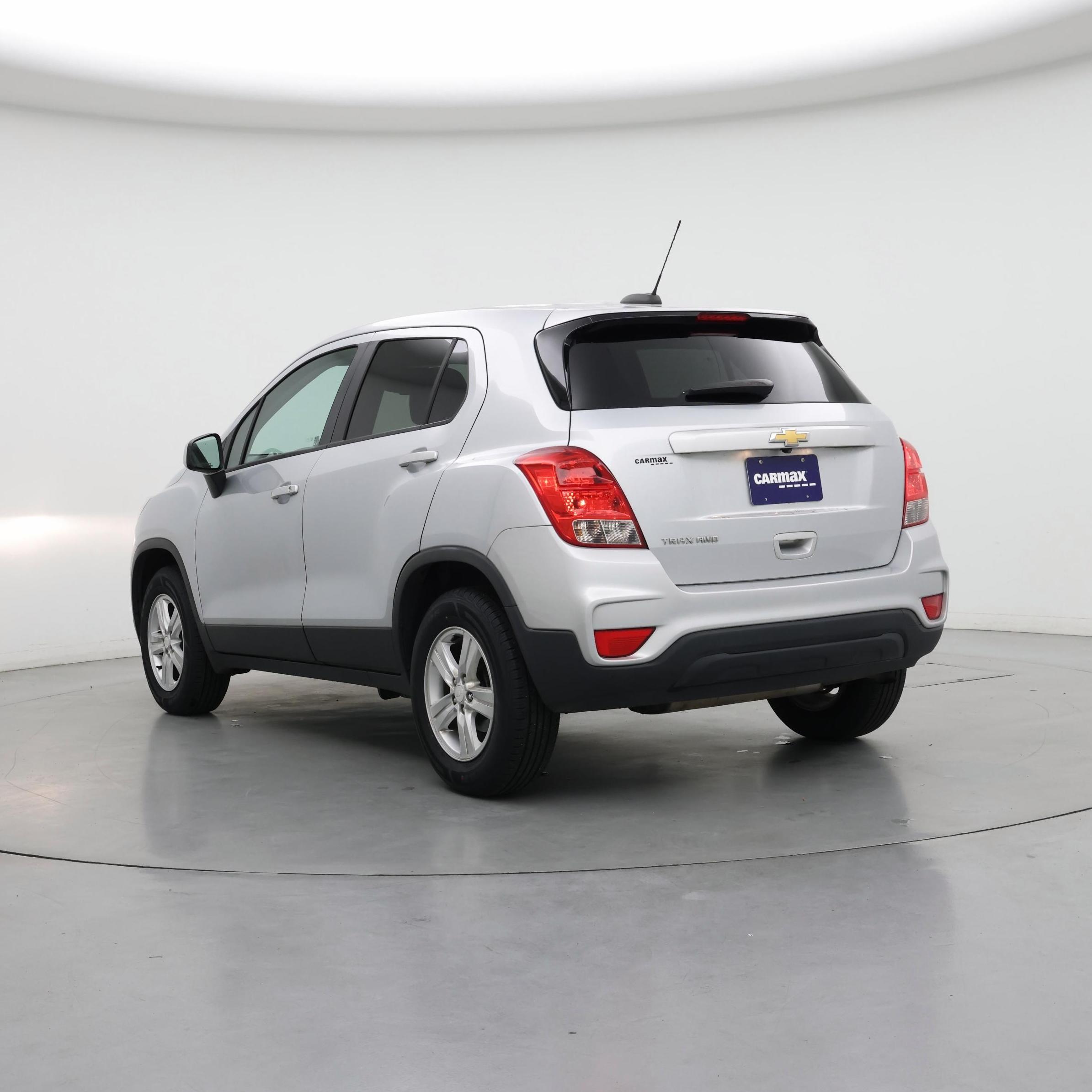 Thumbnail: 2020 Chevrolet Trax - 2