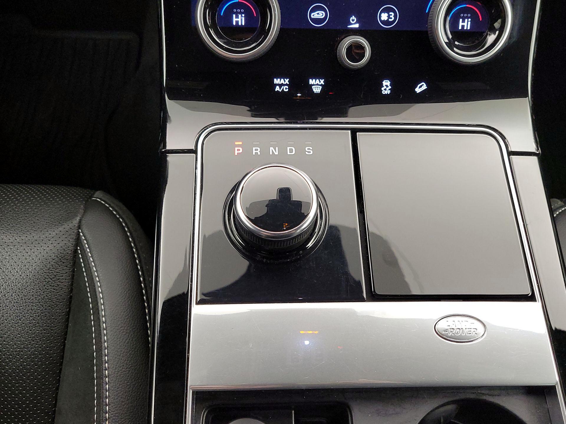 Thumbnail: 2018 Land Rover Range Rover Velar - 18