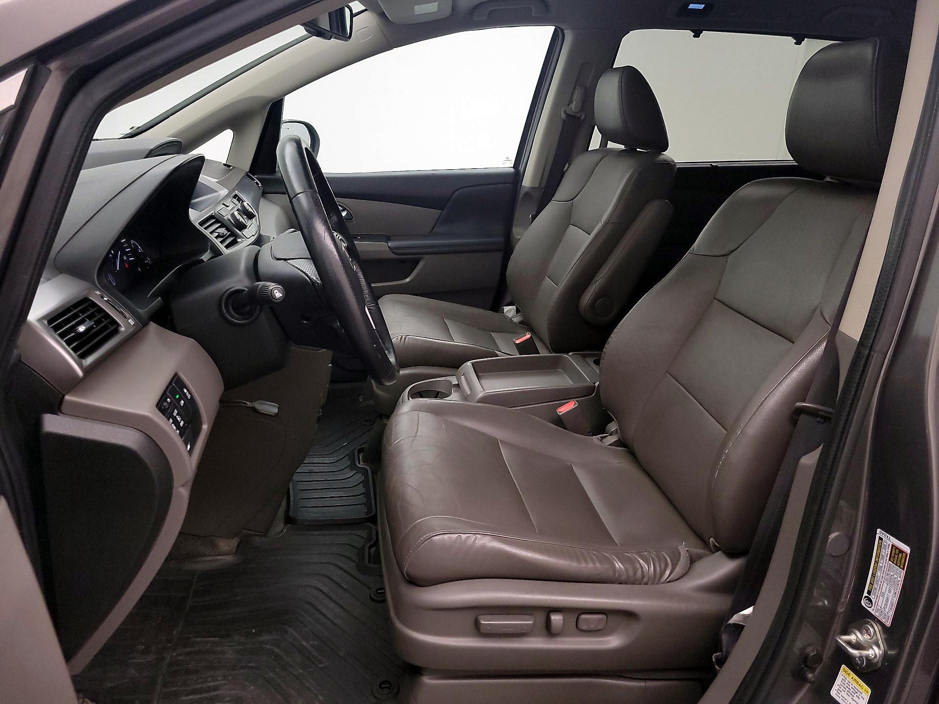 Thumbnail: 2015 Honda Odyssey - 11