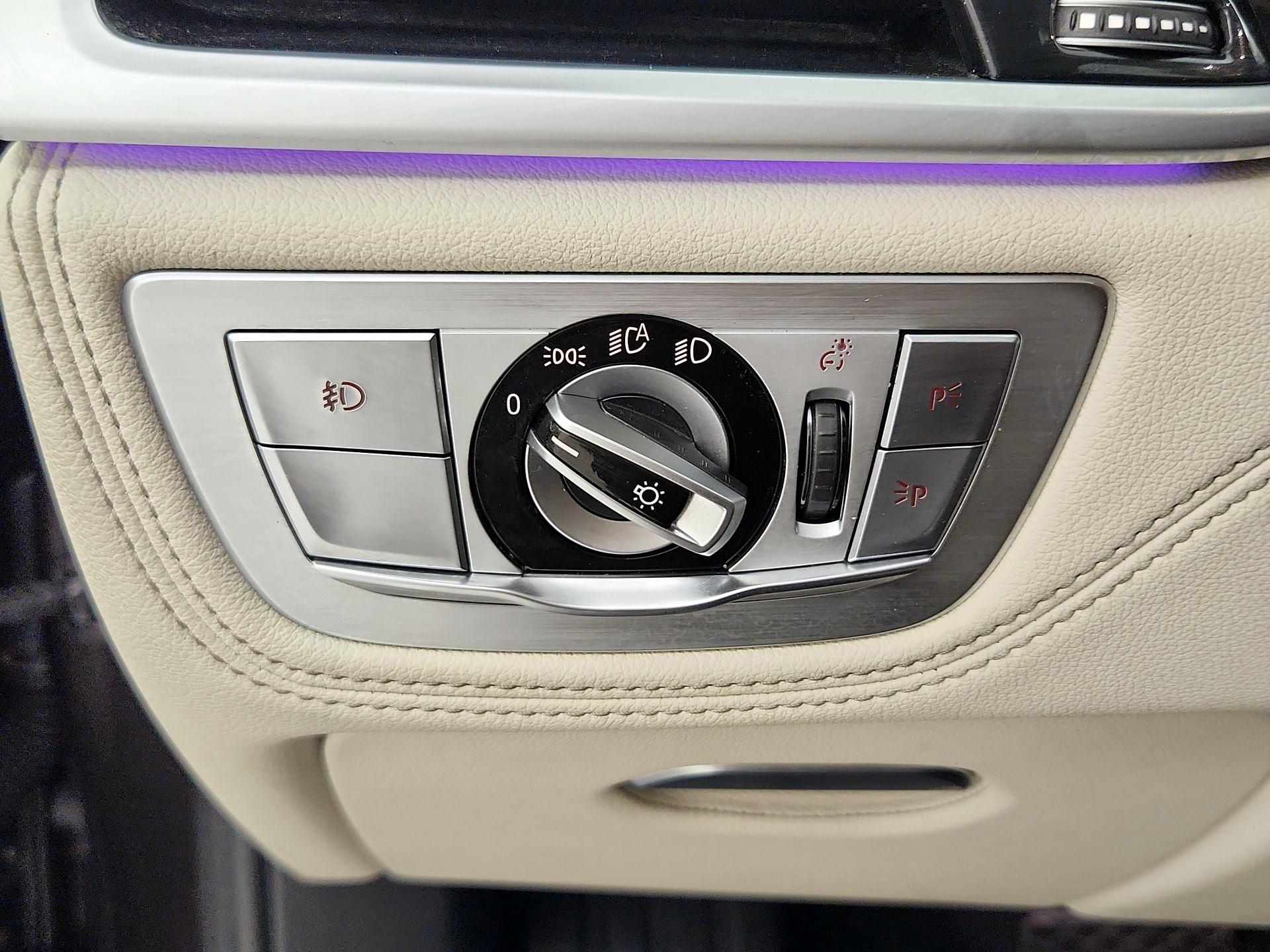 Thumbnail: 2017 BMW 7 Series - 13