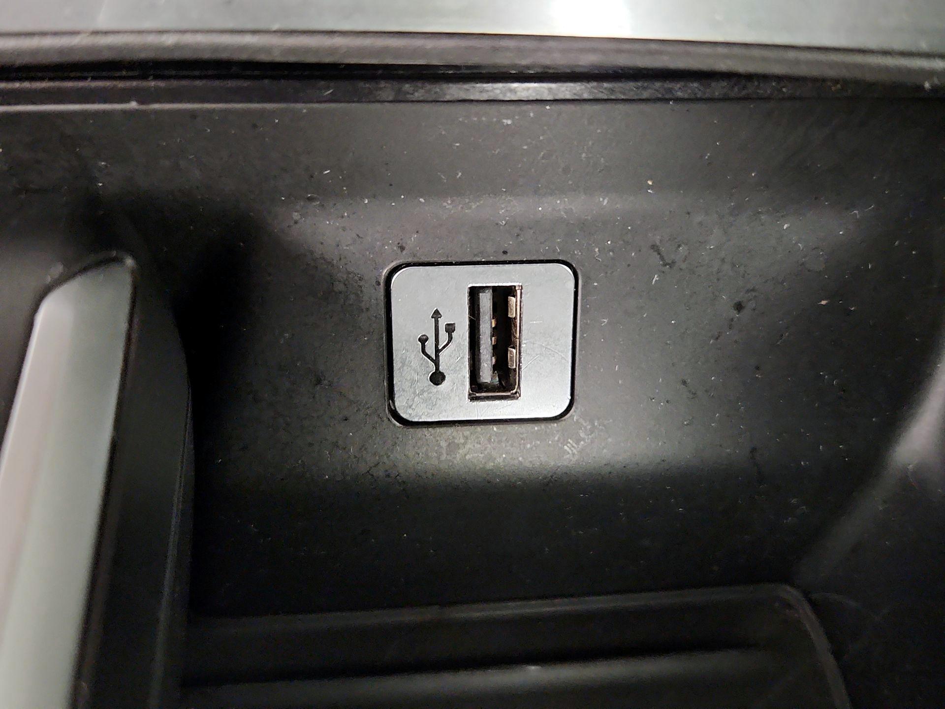 Thumbnail: 2017 BMW 7 Series - 19