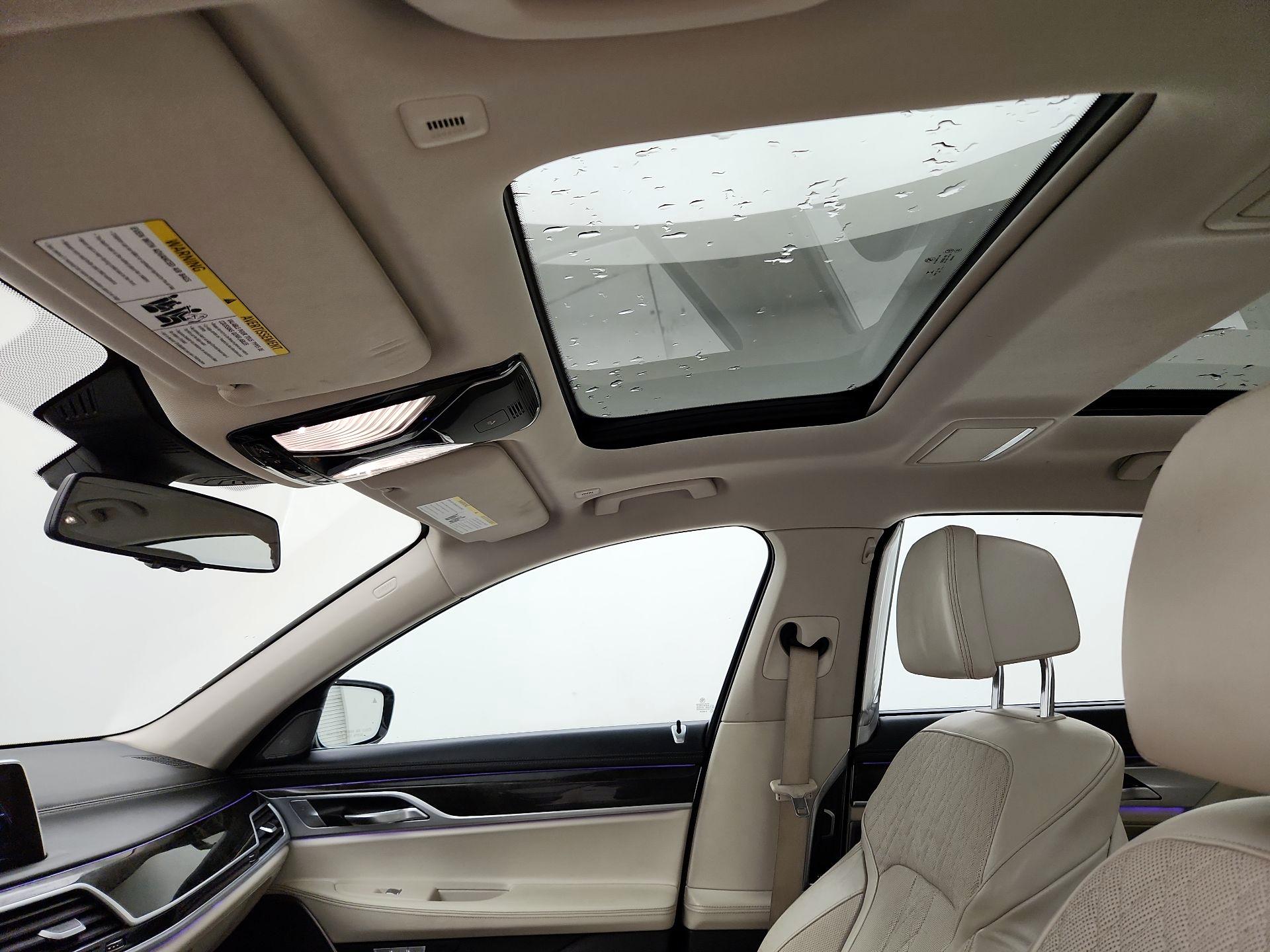 Thumbnail: 2017 BMW 7 Series - 20