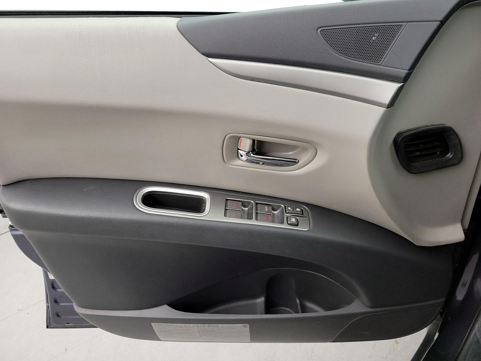 Thumbnail: 2014 Subaru Tribeca - 12