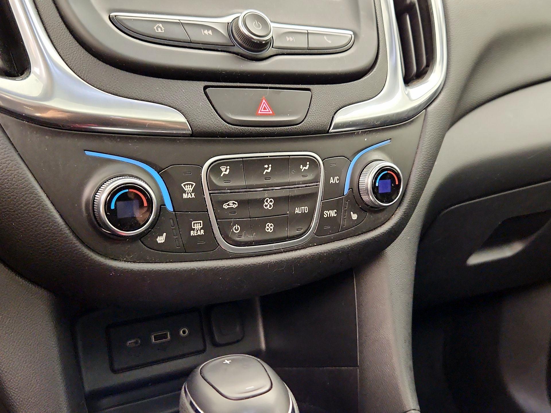 Thumbnail: 2021 Chevrolet Equinox - 16