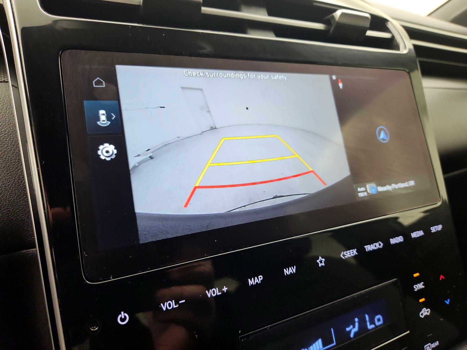 Thumbnail: 2023 Hyundai Santa Cruz - 15