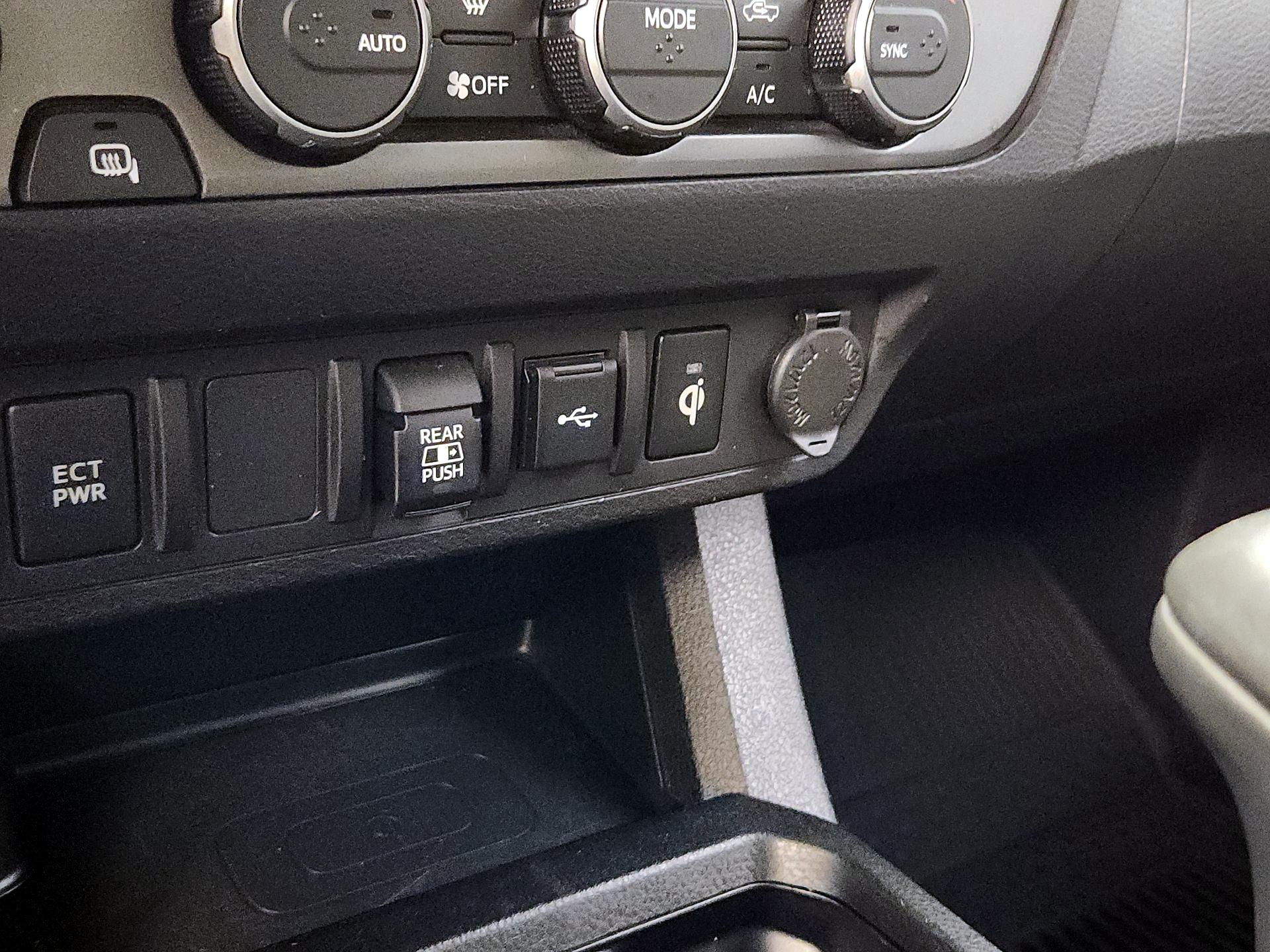 Thumbnail: 2023 Toyota Tacoma - 19