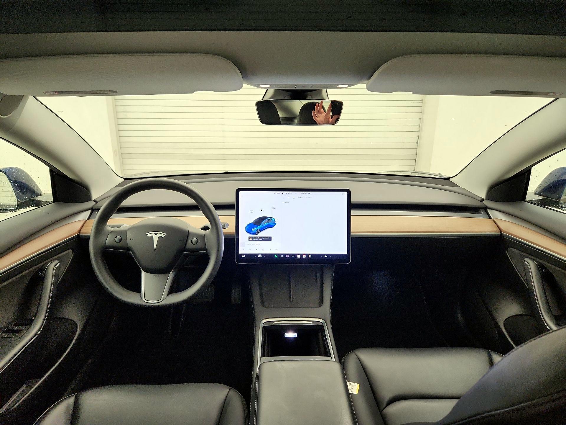 Thumbnail: 2022 Tesla Model 3 - 9