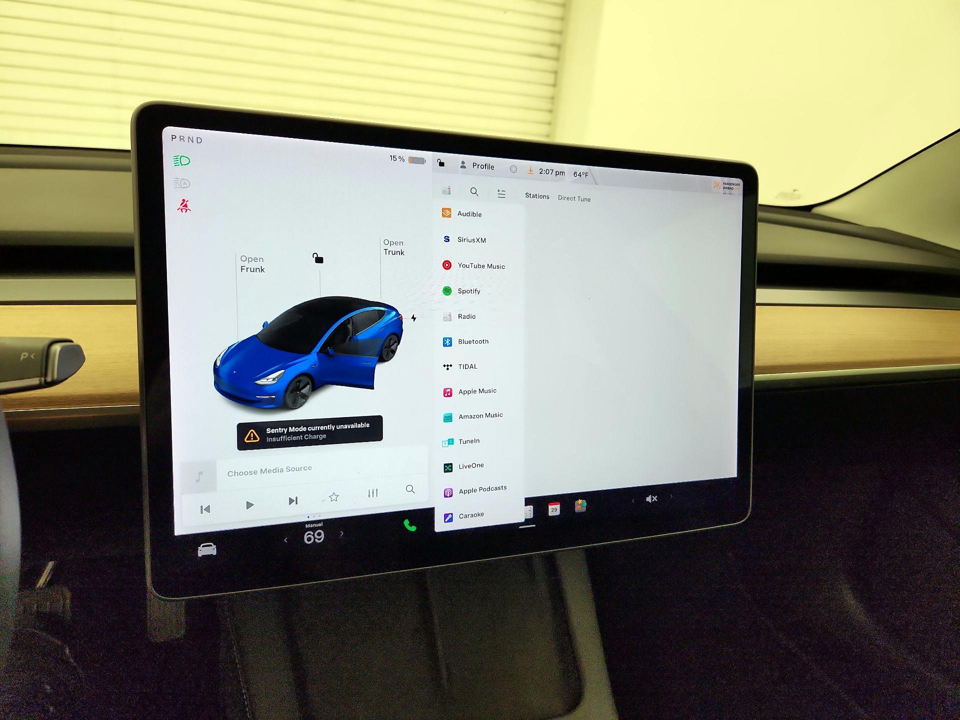 Thumbnail: 2022 Tesla Model 3 - 15