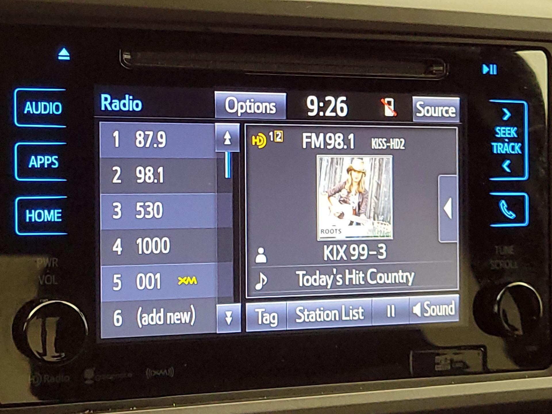 Thumbnail: 2019 Toyota Tacoma - 16