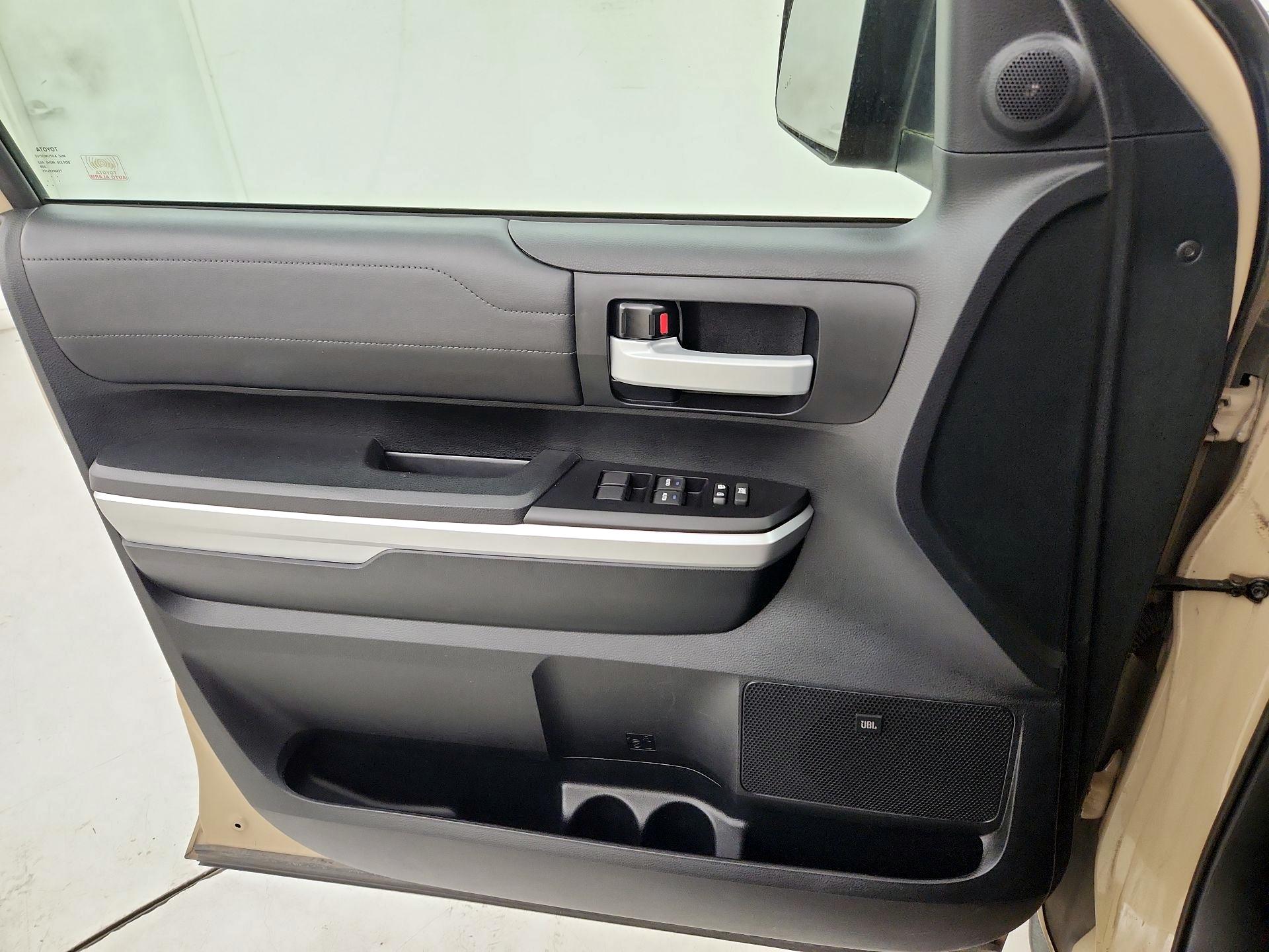 Thumbnail: 2017 Toyota Tundra - 12