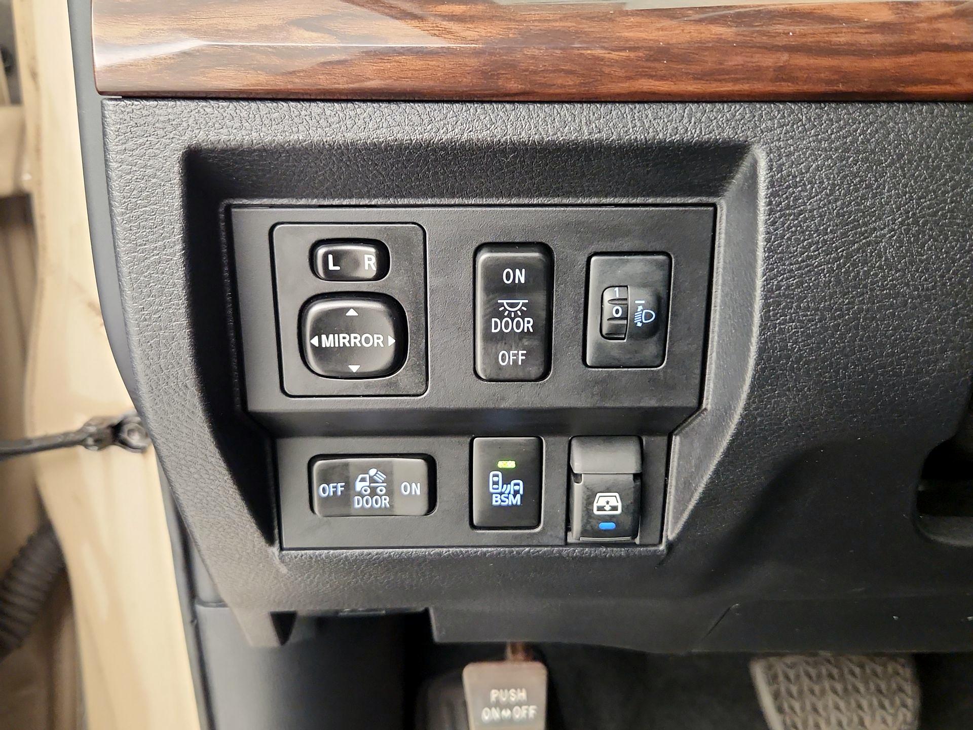 Thumbnail: 2017 Toyota Tundra - 13