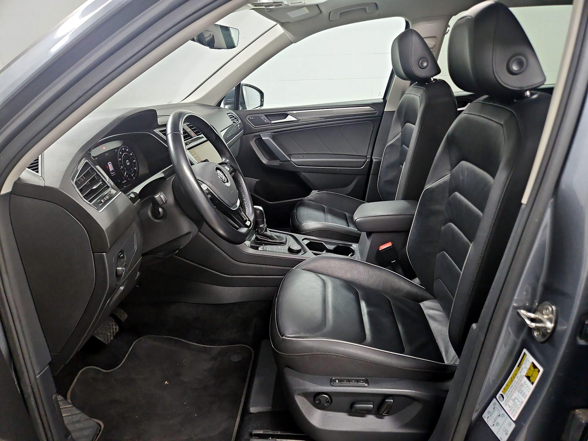 Thumbnail: 2019 Volkswagen Tiguan - 11