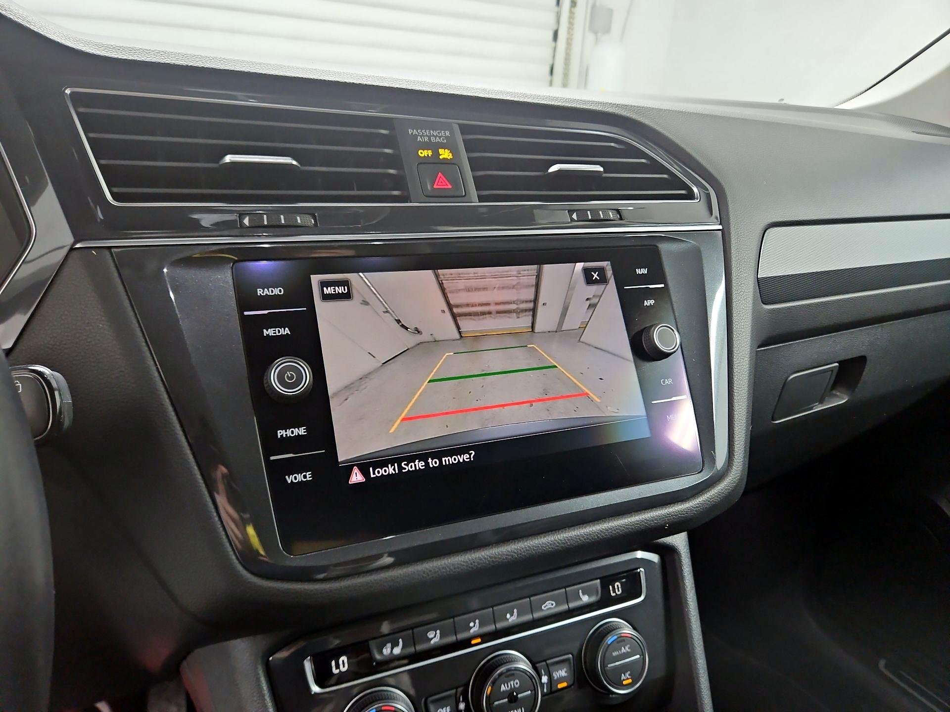 Thumbnail: 2019 Volkswagen Tiguan - 15