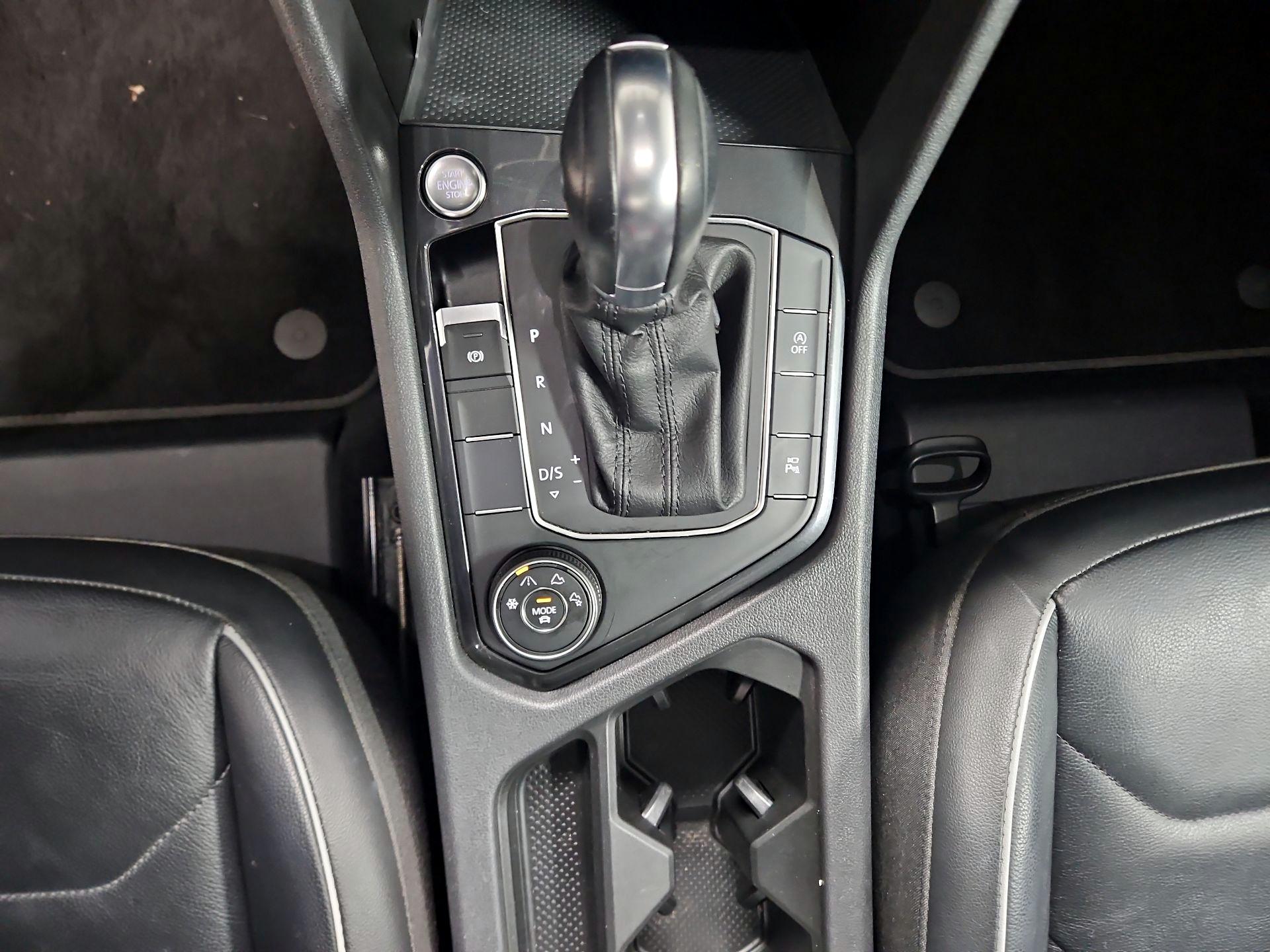 Thumbnail: 2019 Volkswagen Tiguan - 18