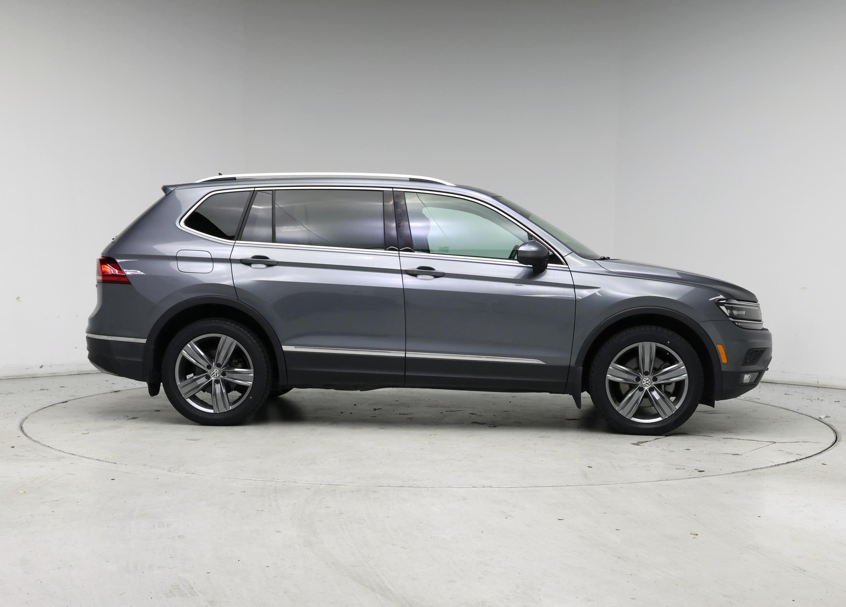 Thumbnail: 2019 Volkswagen Tiguan - 7