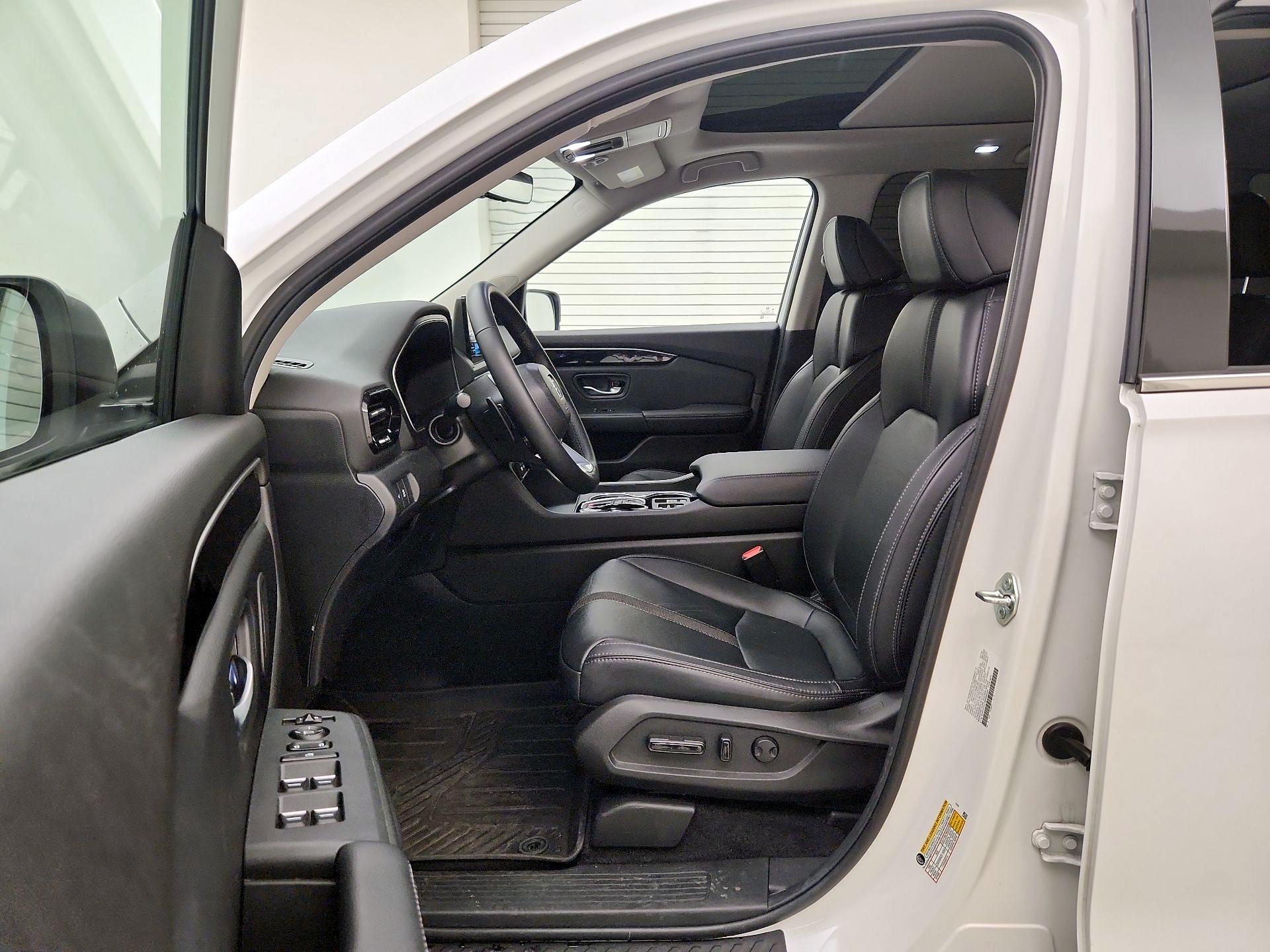 Thumbnail: 2024 Honda Pilot - 11