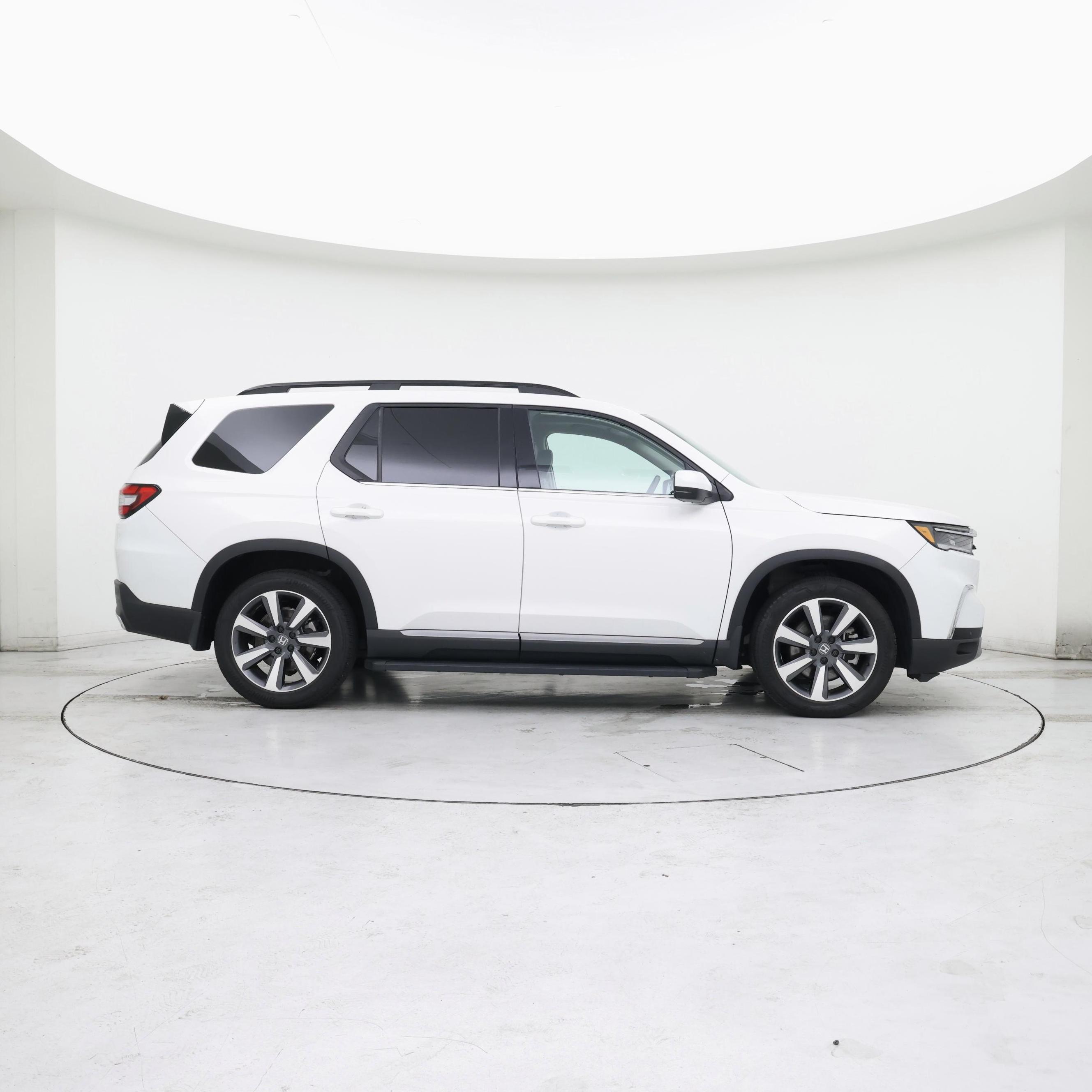 Thumbnail: 2024 Honda Pilot - 7