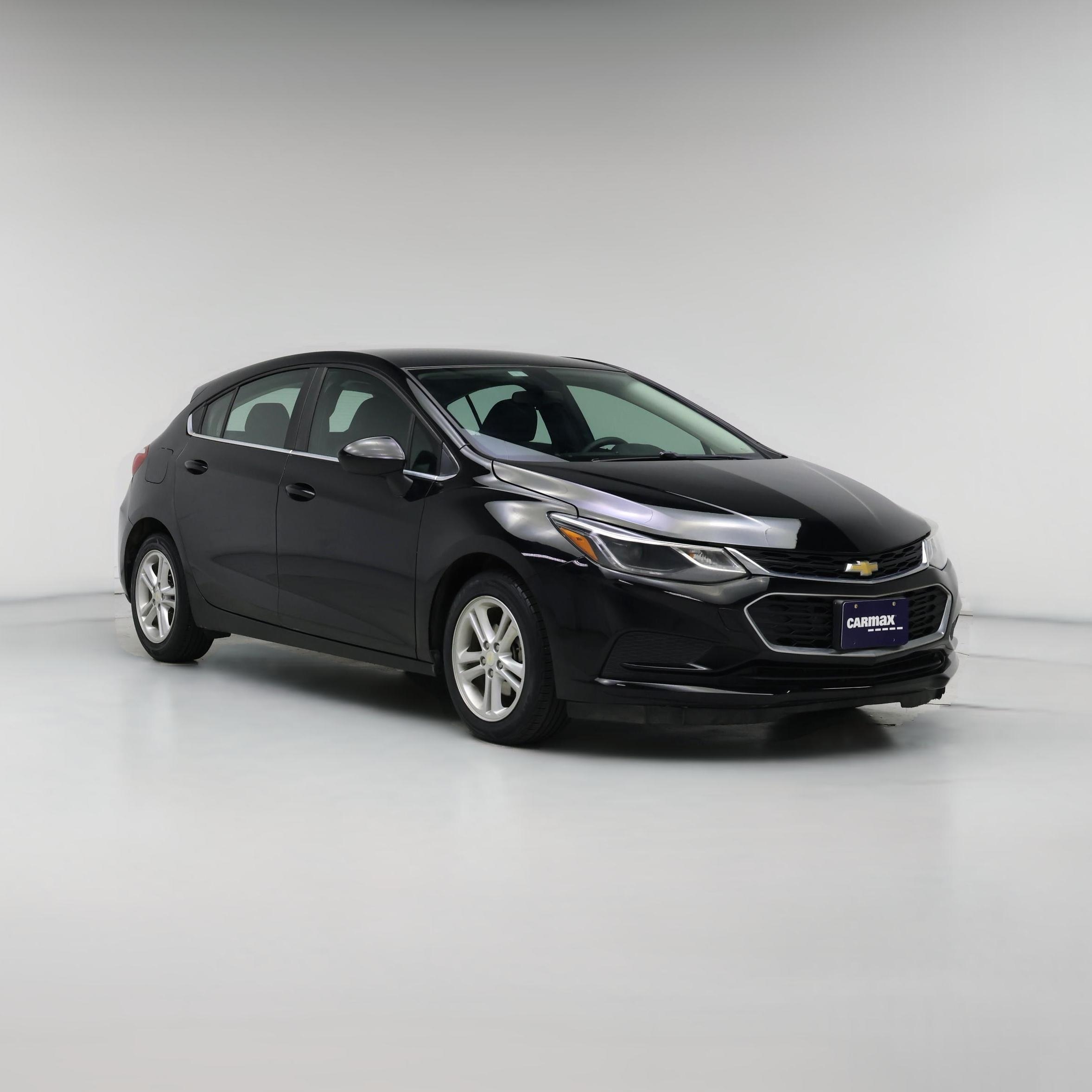 Thumbnail: 2017 Chevrolet Cruze - 1