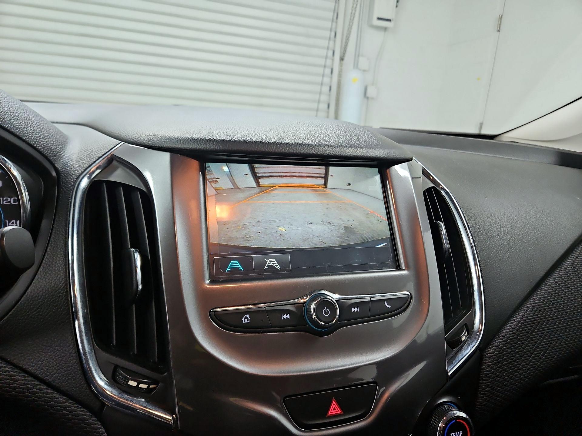 Thumbnail: 2017 Chevrolet Cruze - 14