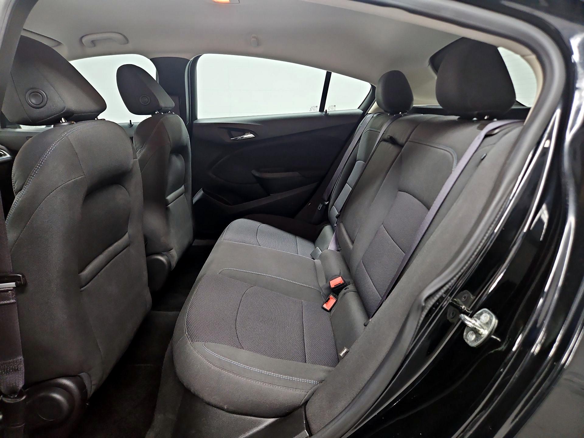 Thumbnail: 2017 Chevrolet Cruze - 19