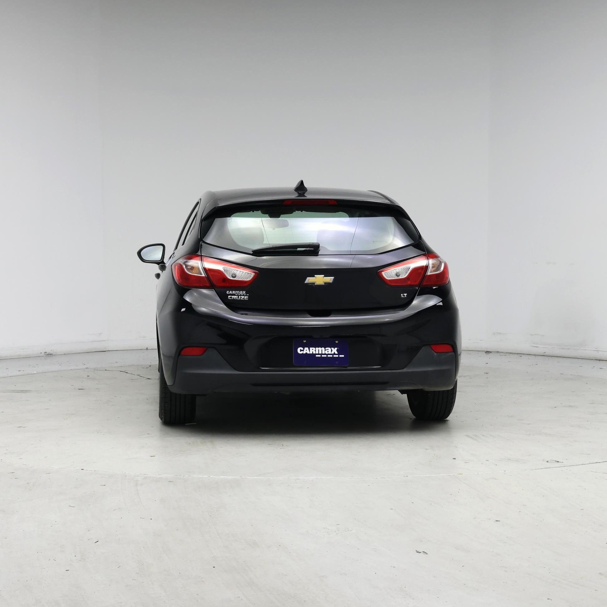 Thumbnail: 2017 Chevrolet Cruze - 6