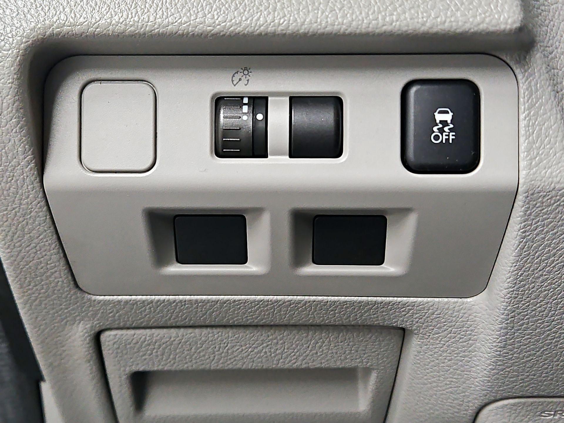 Thumbnail: 2015 Subaru Forester - 13