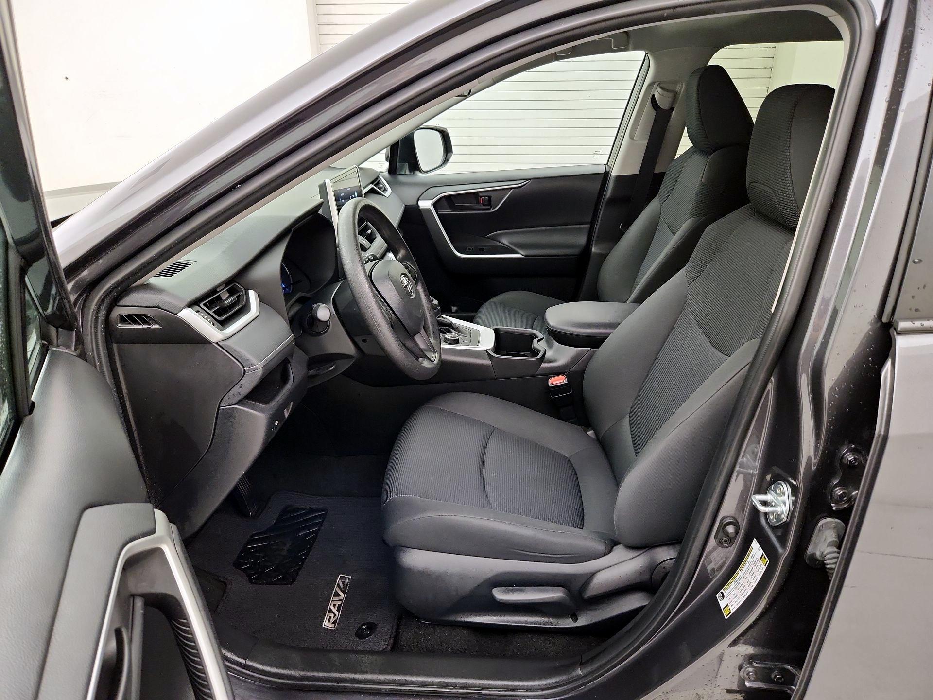 Thumbnail: 2024 Toyota RAV4 - 11